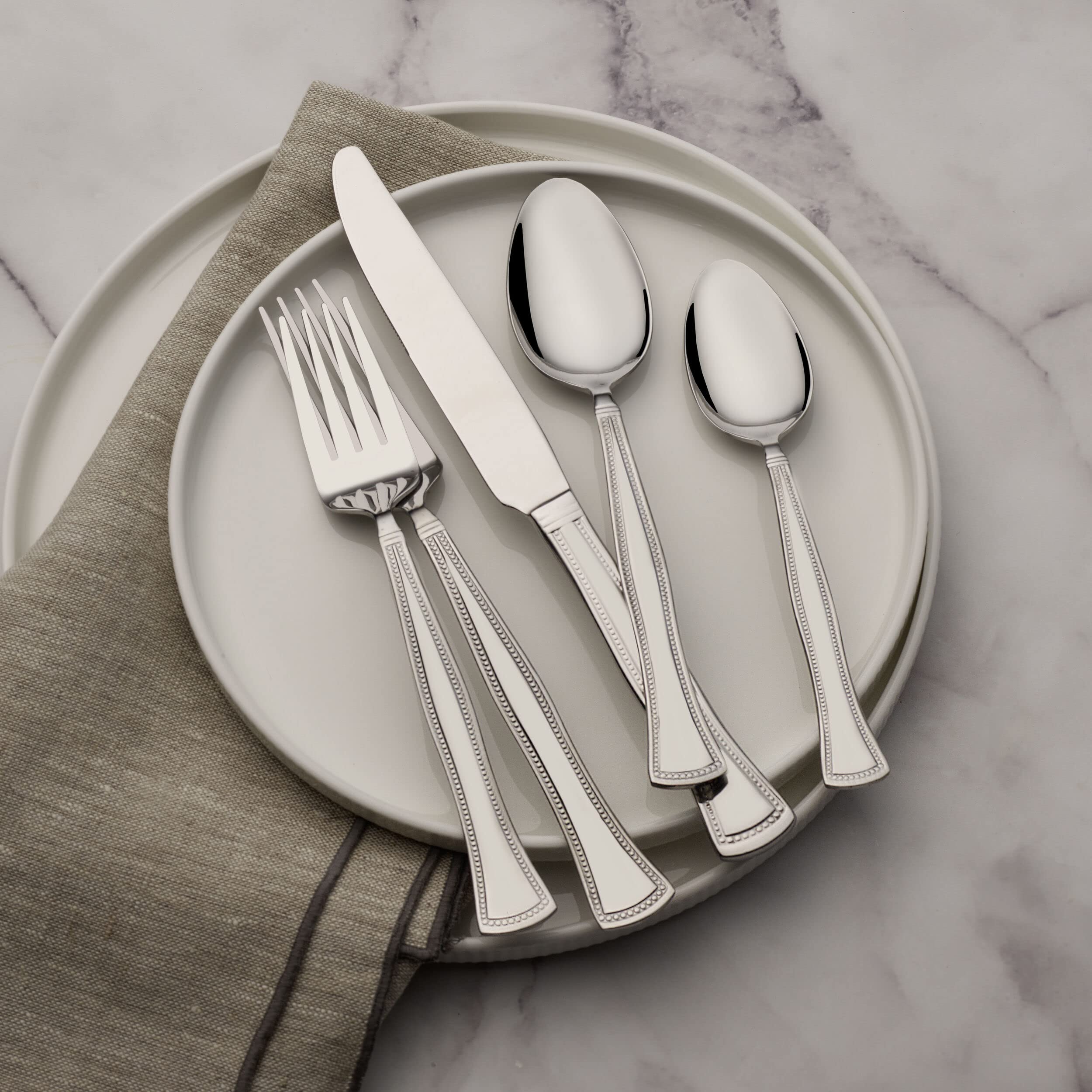 Amazon.com: Gourmet Basics by Mikasa 5121258 Chadwick 20-Piece