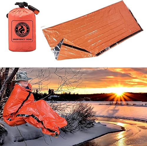 133 SUPPLY Sacos de dormir de emergencia para supervivencia, mantas térmicas de supervivencia, saco de emergencia - Silbato fuerte, paracord, bolsa