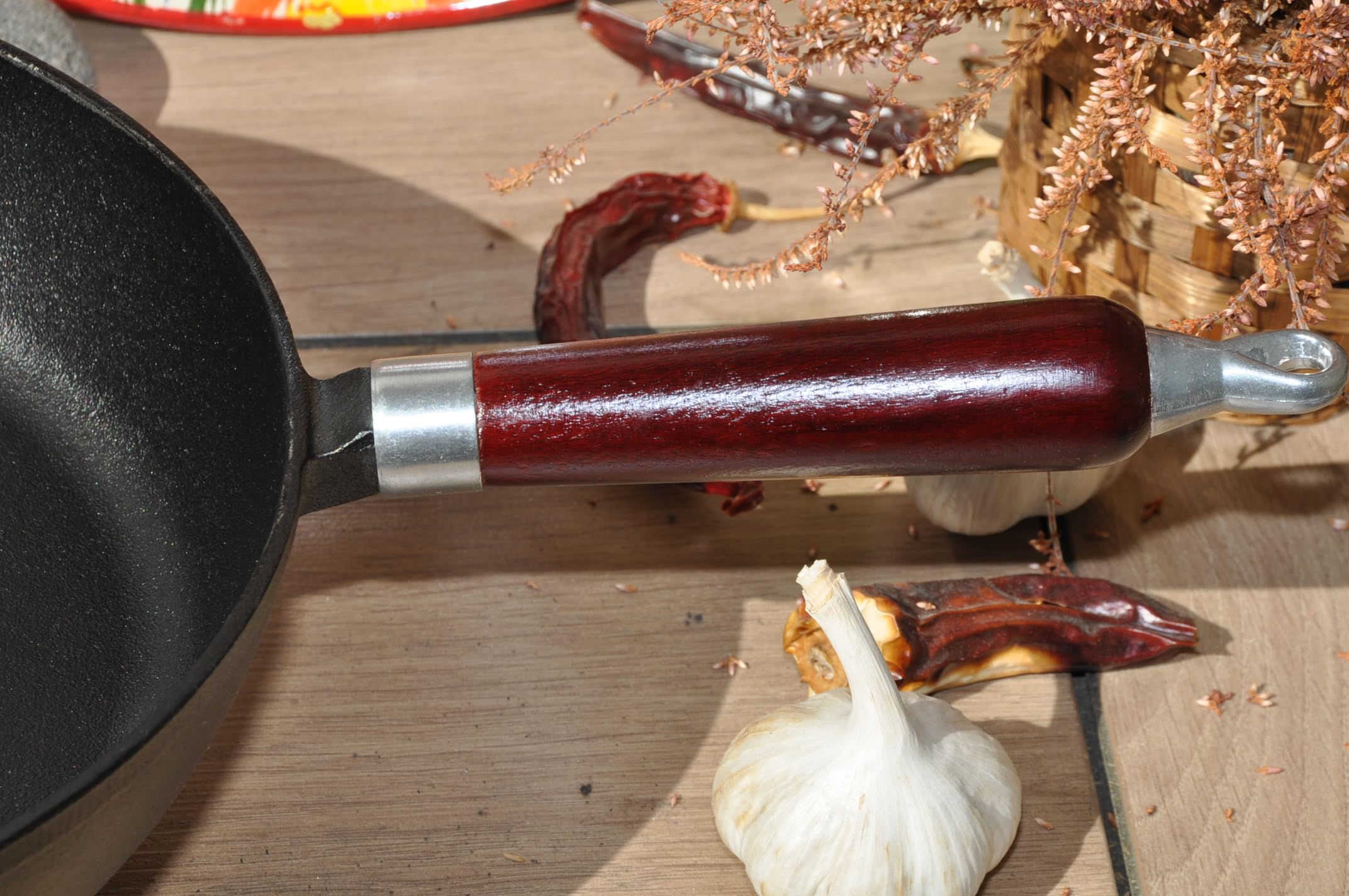 Generisch Padella in ghisa 28 cm di diametro sfuggente con manico in legno