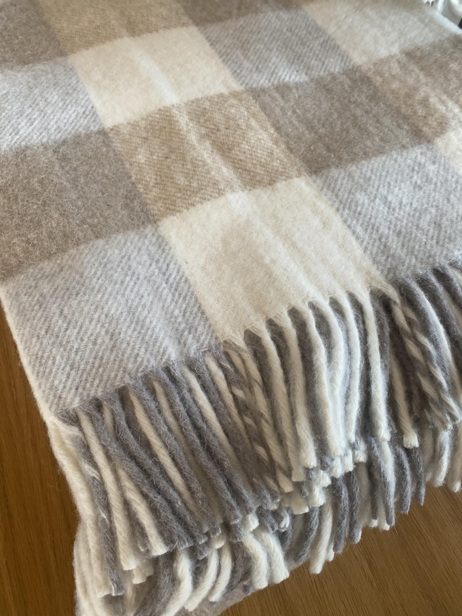 Merino Wool VERKOOP!!! 100% ENGELSE THEE Sofa Picknick Bed Gooi Geruit/Deken Natuurlijke WOL DUBBELE DEKEN 160 x 200 cm. NATUURLIJK PRODUCT. PERFECT VOOR CADEAU (grijs