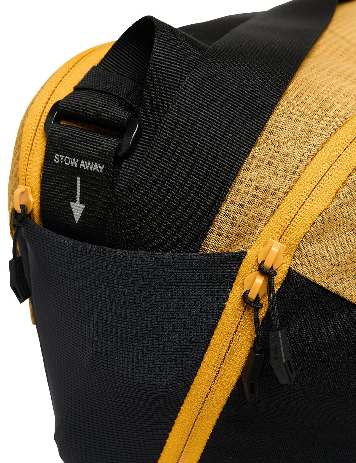 VAUDE Cycle Messenger L - Messengertasche zum Radfahren mit 20 Liter Volumen - inkl. Regenhülle und Laptopfach