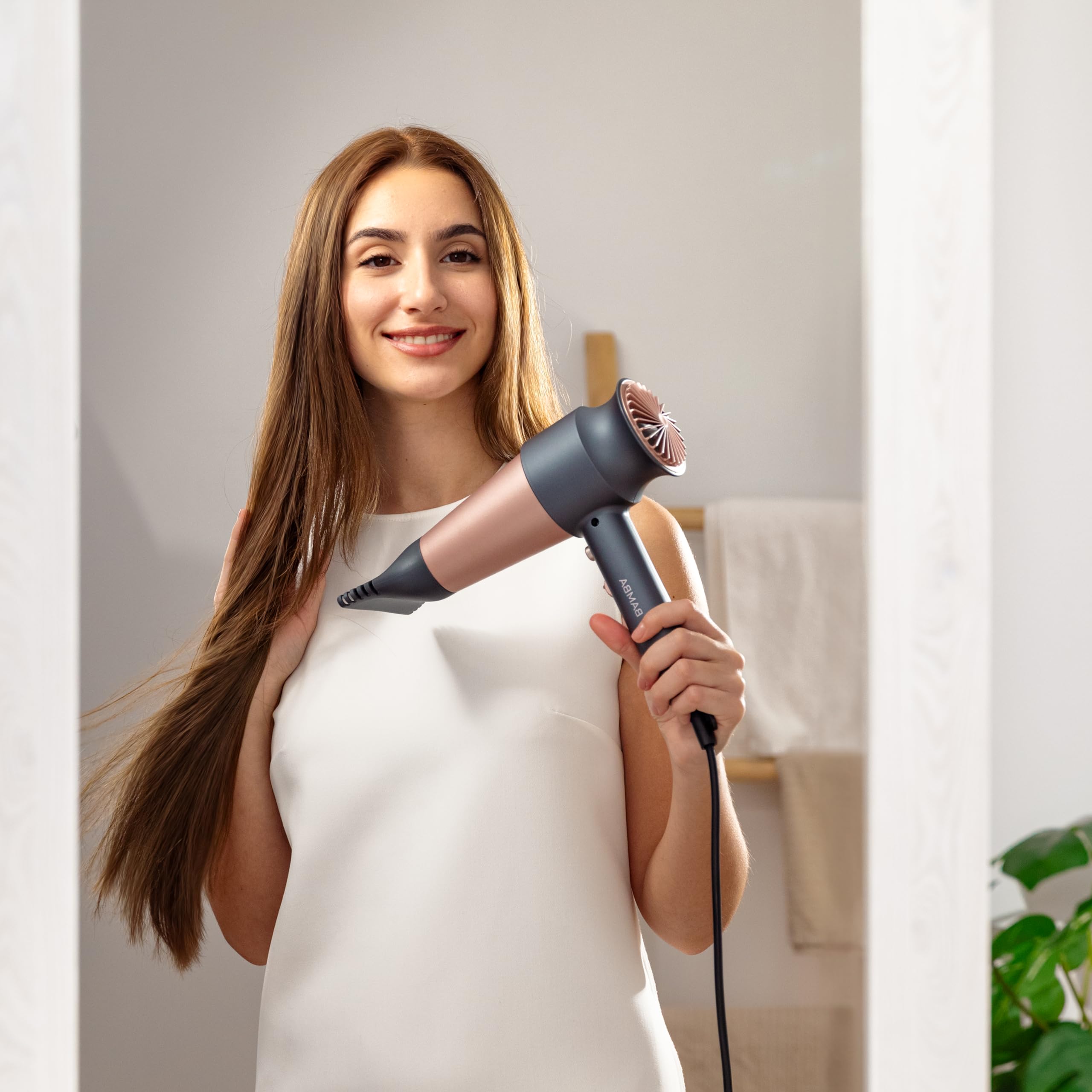 Cecotec Haartrockner BLDC-Motor IoniCare RockStar Retro | BLDC-Motor mit 2000 W Leistung, 110000 U/min Drehzahl, Echte Ionen für Glanz, Hydration, Diffusor für Volumen, Leiser