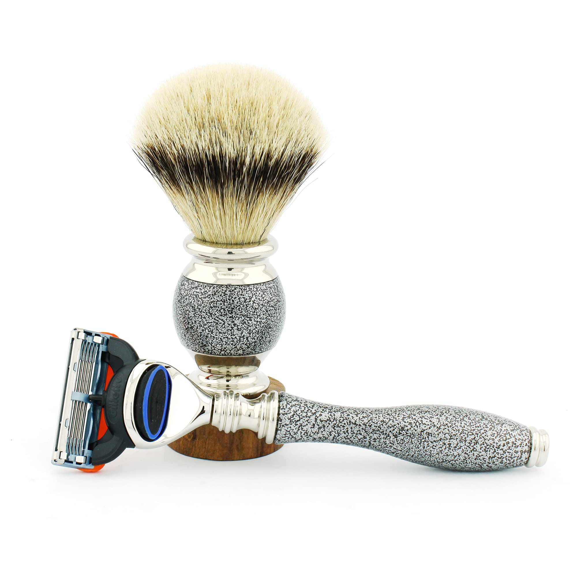 Haryali London Kit de afeitado – Juego de 5 brochas de afeitar, plateado antiguo, juego de afeitado, cepillo de afeitar de tejón, cuchilla de afeitar de 5 filos, jabón de afeitar, cuenco de afeitar,