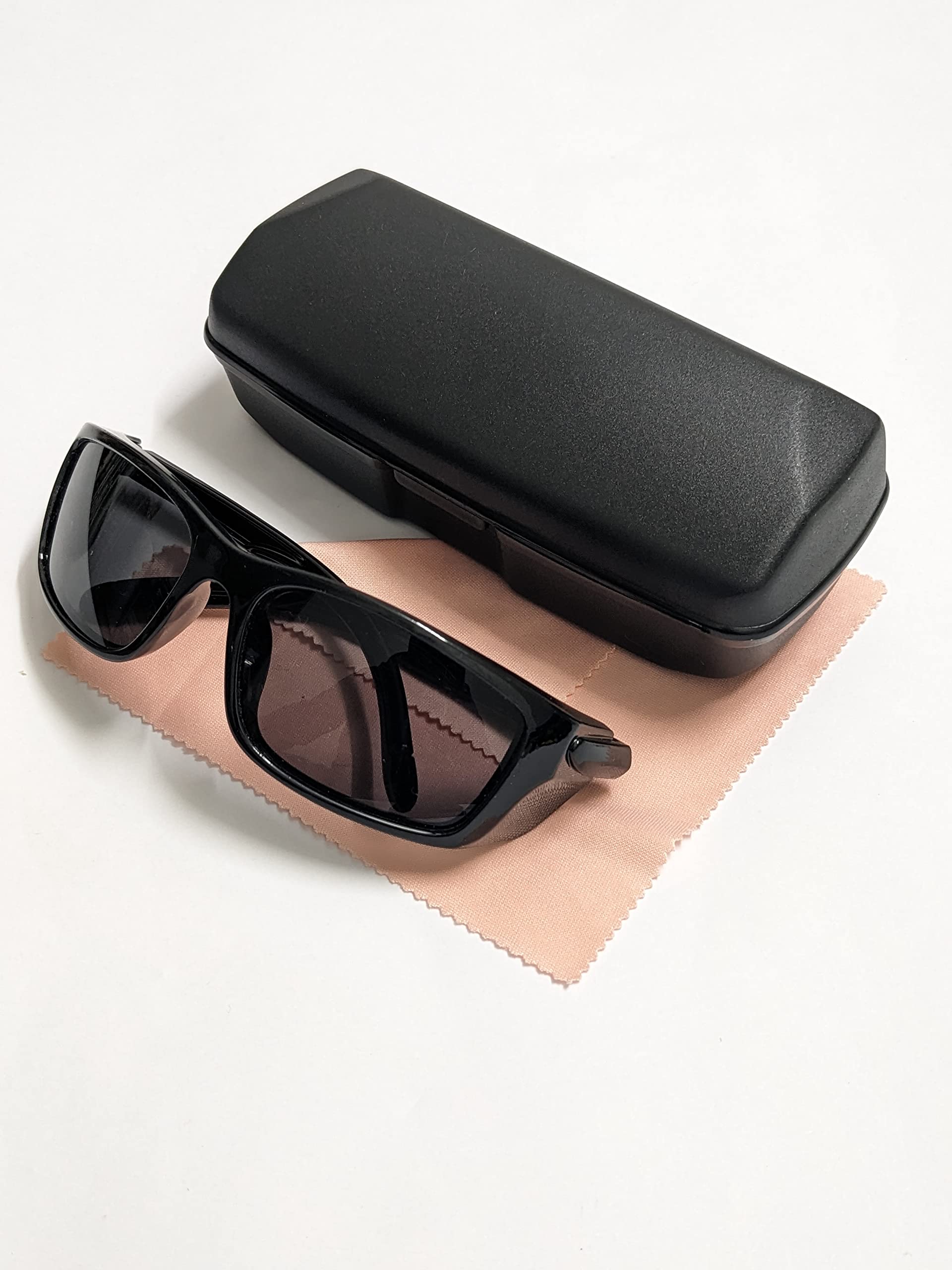 ISHICO ICOOL Quality Eye Protection Black Goggle with Black AR Case Best used after Cataract and Eye Post Surgery (B0BR2CFQPH) Amazon Price History, Amazon Price Tracker
