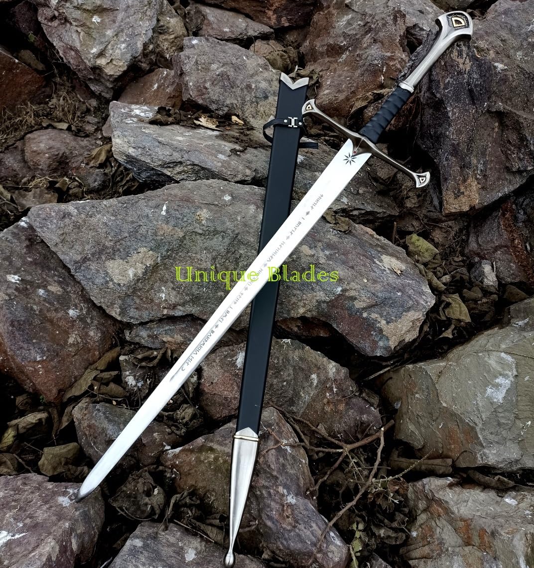 Anduril-Schwert des Striders, individuell graviertes Schwert, LOTR-Nachbildung, Herr der Ringe Geschenk, Wandhalterung und Schwertscheide aus 440C-Edelstahl, grau