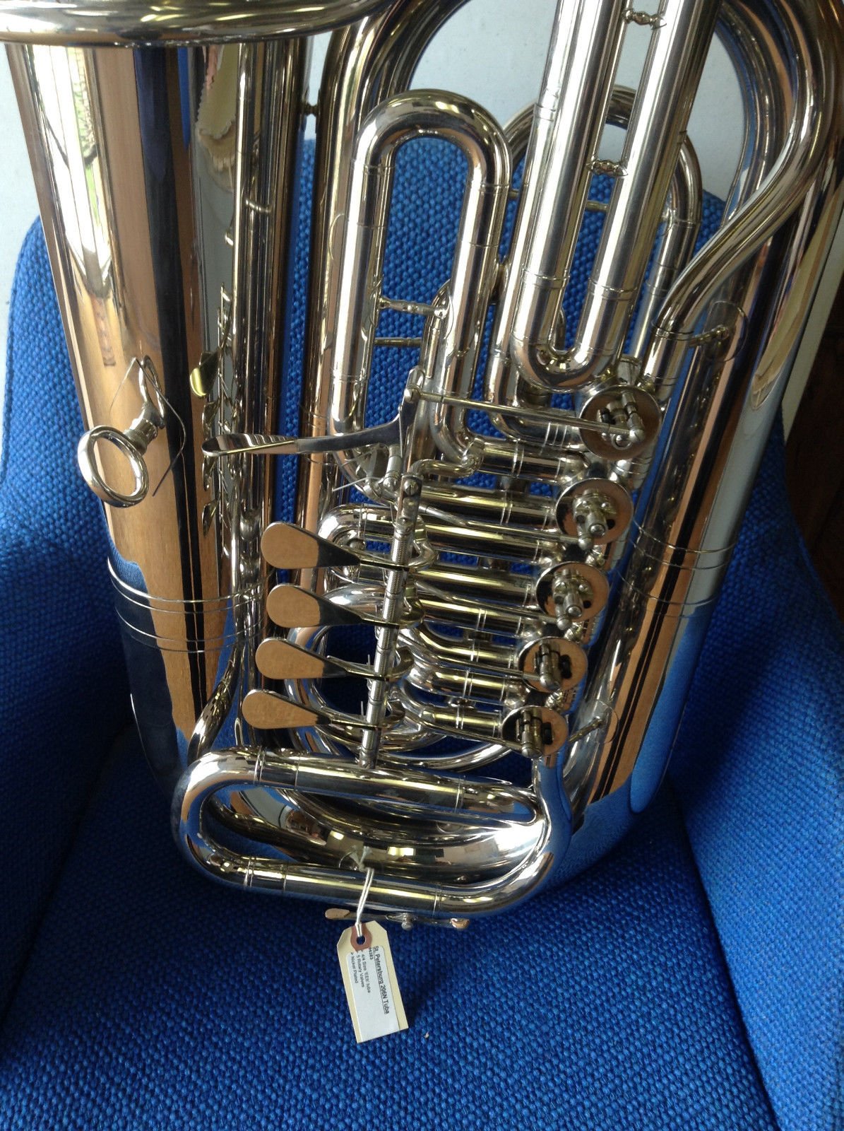 Wendt & Kuhn - Angel with Tuba on Medium Podest