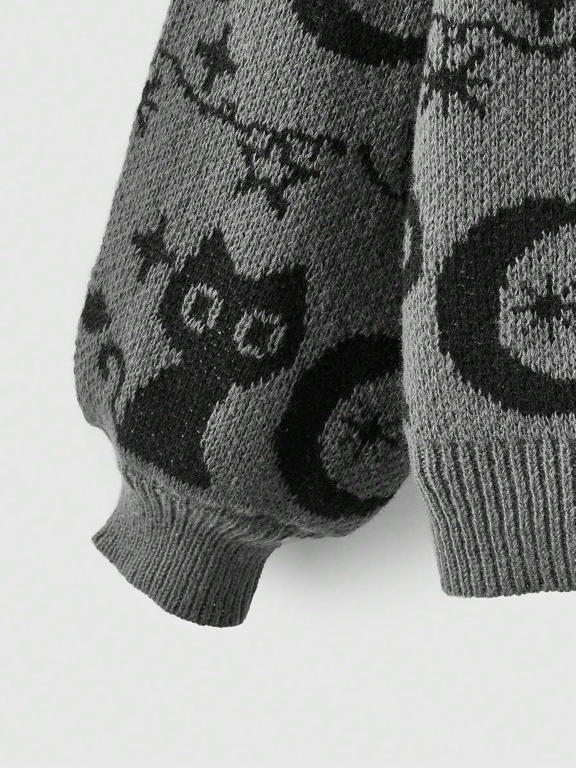 WDIRARA Women's Goth Cartoon Pattern Sweater Long Sleeve Crewneck Knit Pullover Top - Image 4