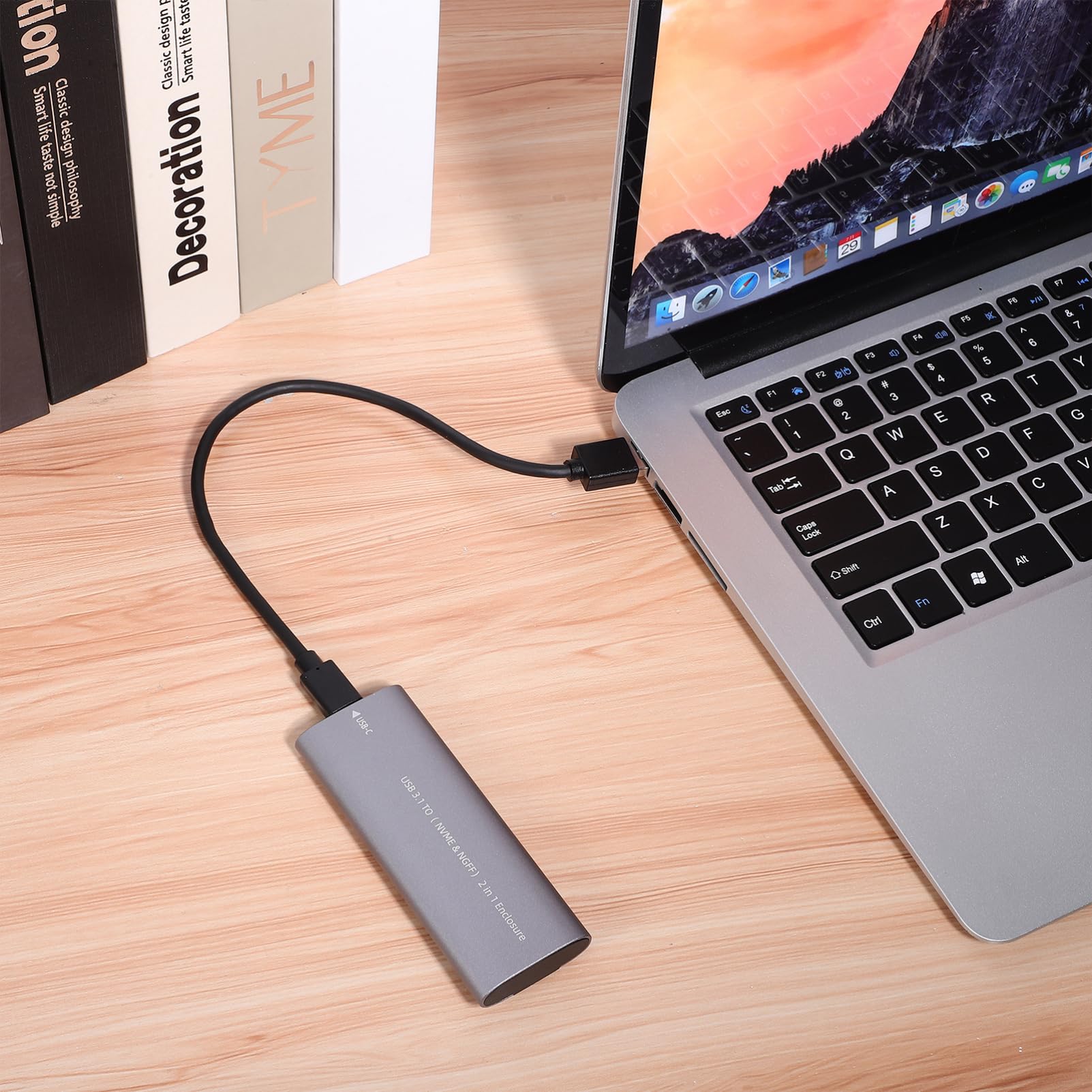 Boîtier pour Disque Dur Externe Disque SSD Externe 1to en Alliage D'aluminium avec Câble de Date Type-c 3.1, Compatible Double Mode pour Usage Bureau Quotidien