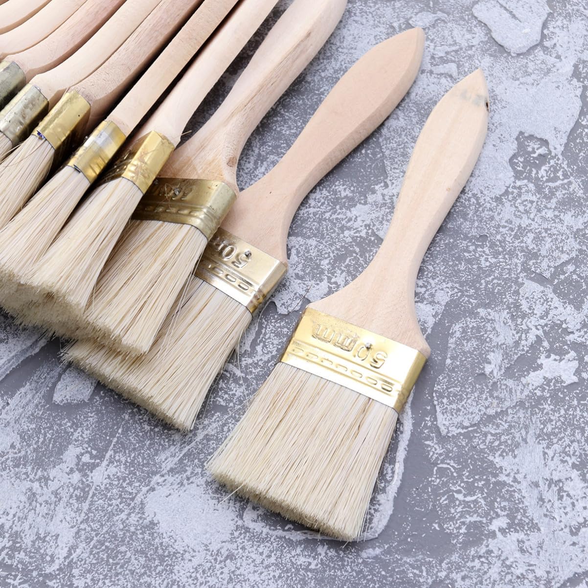 Operitacx 23 Stück Holzgriff Malpinsel für Wände und Möbel mit Naturborsten Kratzfeste Pinsel für Malerei Basteln und Handwerk Zufällige Farbe