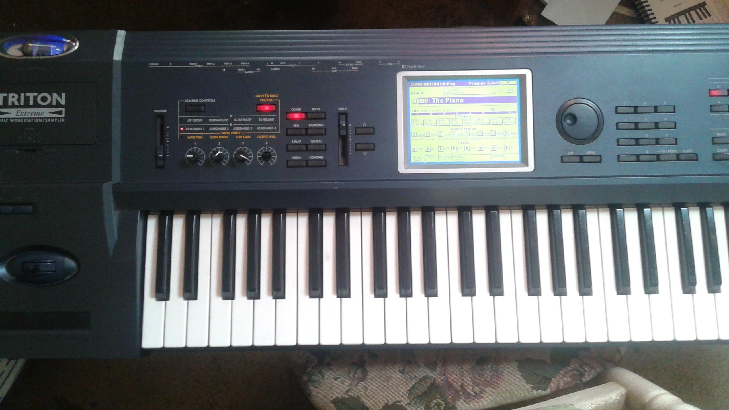 Korg Triton Extreme