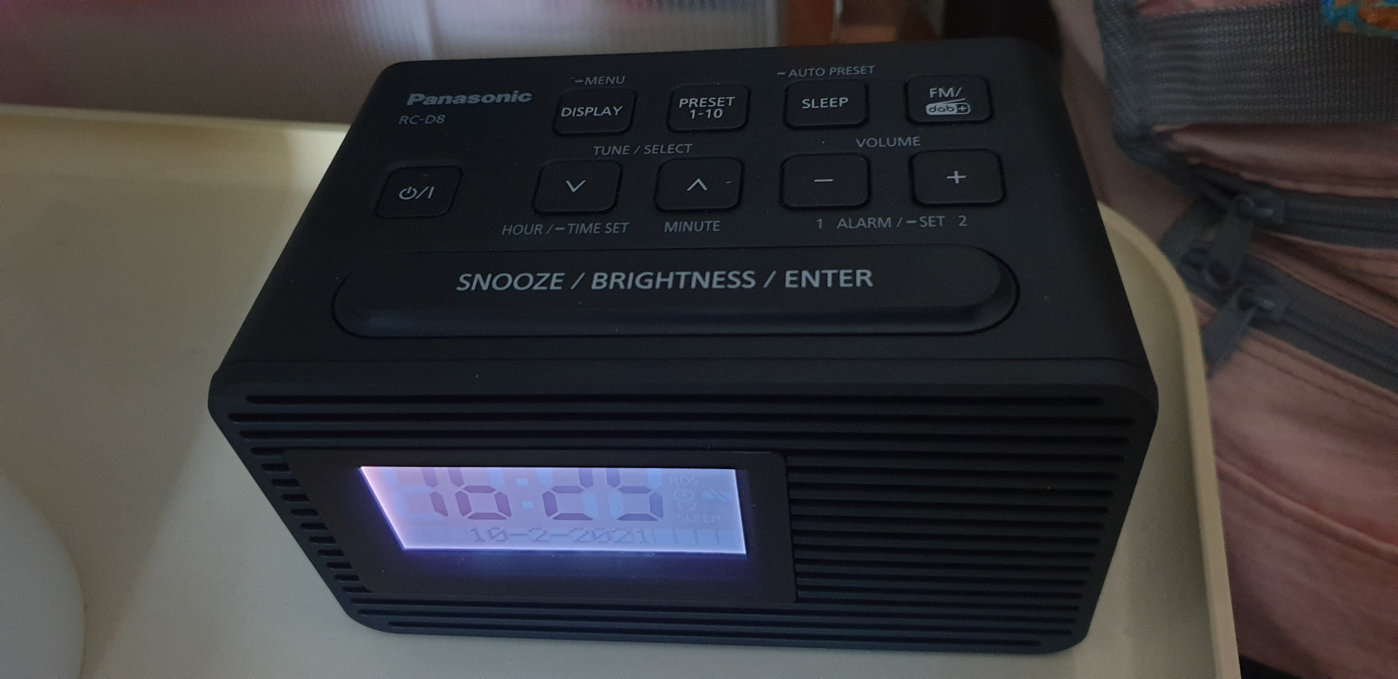 Radiosveglia Panasonic RC-D8EG-K Digitale DAB+ - Carica USB, Doppia Sveglia, Display Ampio, Nero - Foto 4