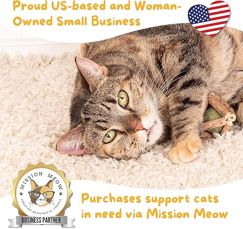 Miniatura 4 de Hide & Scratch Bolas de hierba gatera Silvervine prémium (paquete de 3)  Todo natural, tejido a mano para estimular el juego y promover la salud