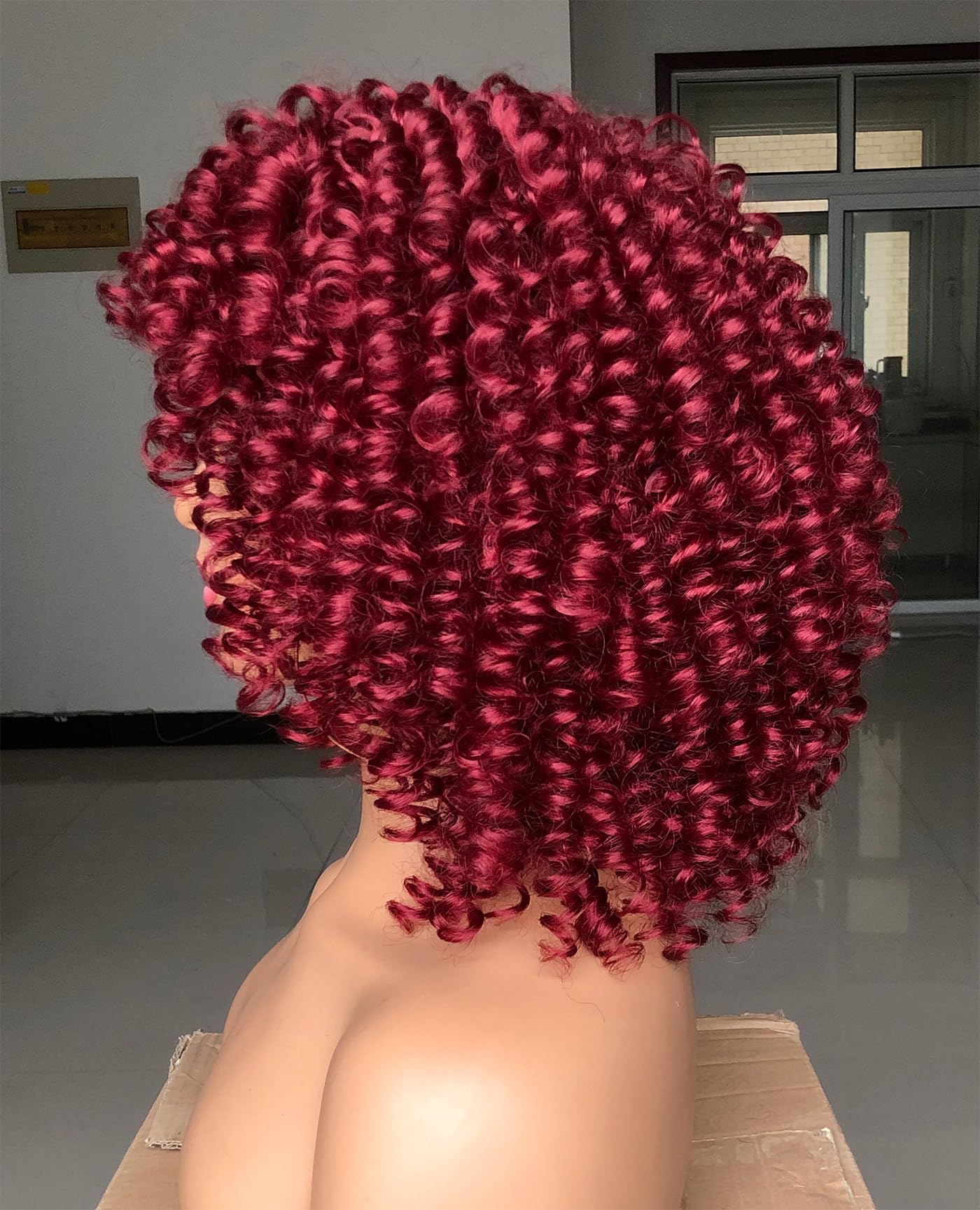 Perruque Courte Synthétique Bouclée Rouge - Style Afro Avec Frange - Résistante à La Chaleur - Neuf Sans étiquettes