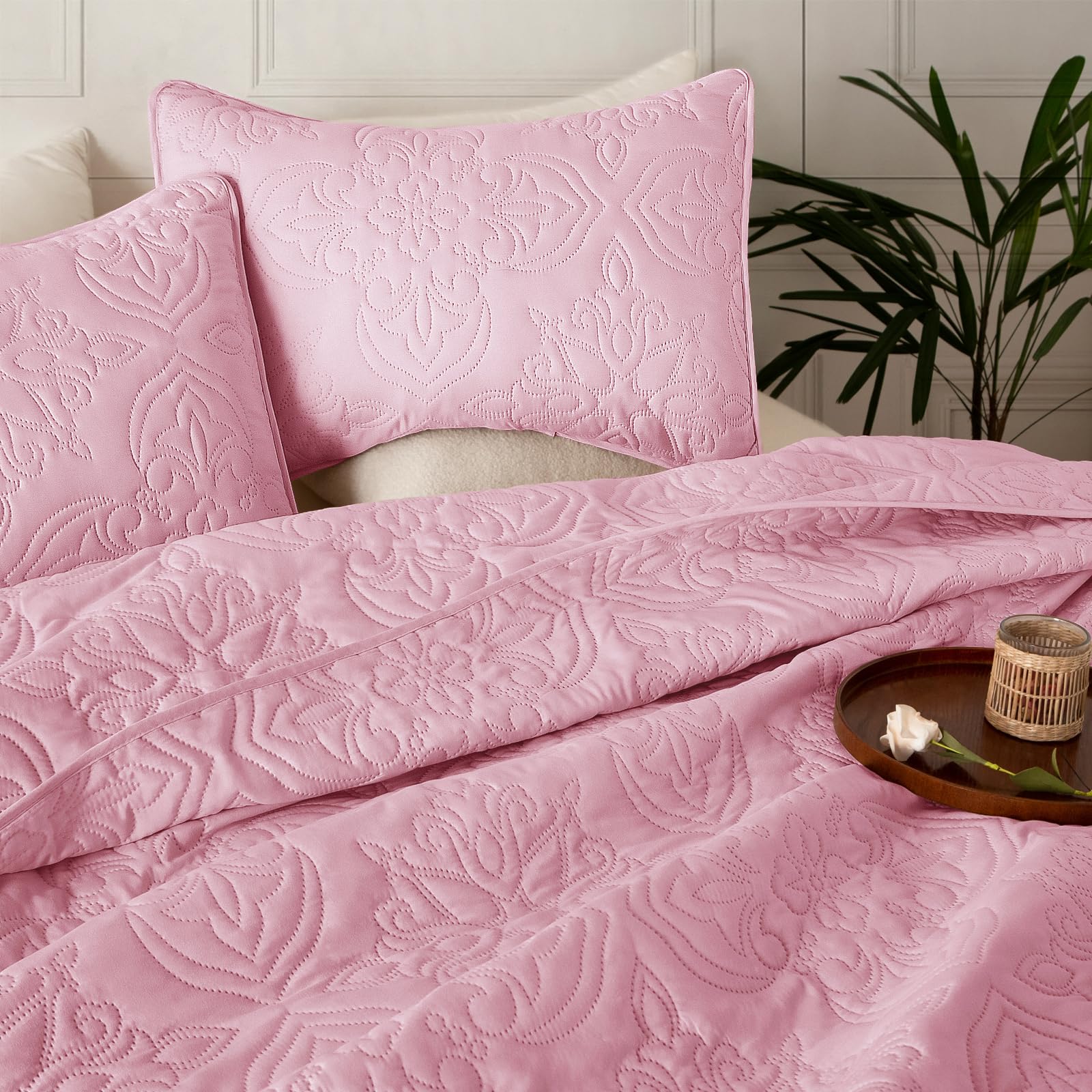 Juego de ropa de cama suave tamaño Queen para todas las estaciones, juego de edredón ultrasónico de damasco vintage, colcha reversible ligera, cubrecama con 2 fundas de almohada, rosa 3