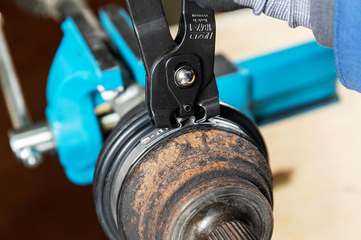 HAZET 1847-1 230 mm Pliers for Axle Boot Clamps - Nickel-Plated