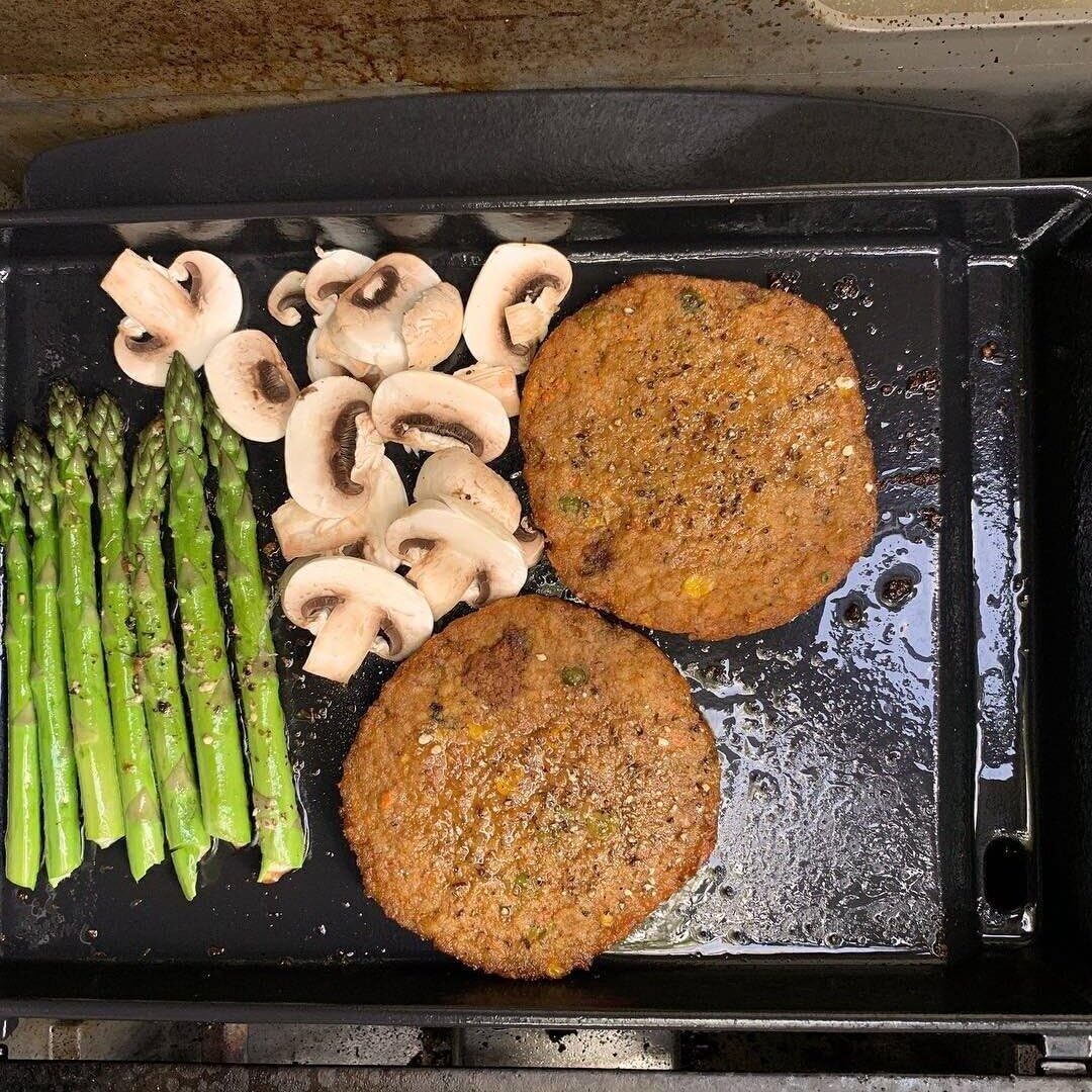 7658 Cast Iron Grill Griddle for Weber Spirit 200 300 Spirit II E-210 E-310 Series Gas Grills, Cooking Griddle Plate for Weber Genesis Silver B/C 1000-5000, Replacement for 7597 7598