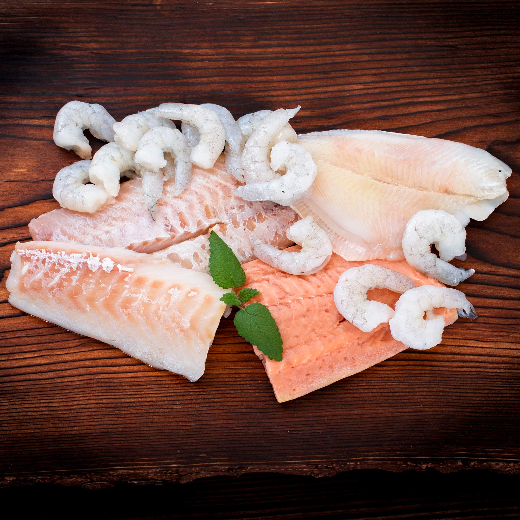WURSTBARON® Fisch Paket Premium Deluxe - Set aus Wildlachsfilet, Rotbarschfilet, MSC Schollenfilet, Garnelen