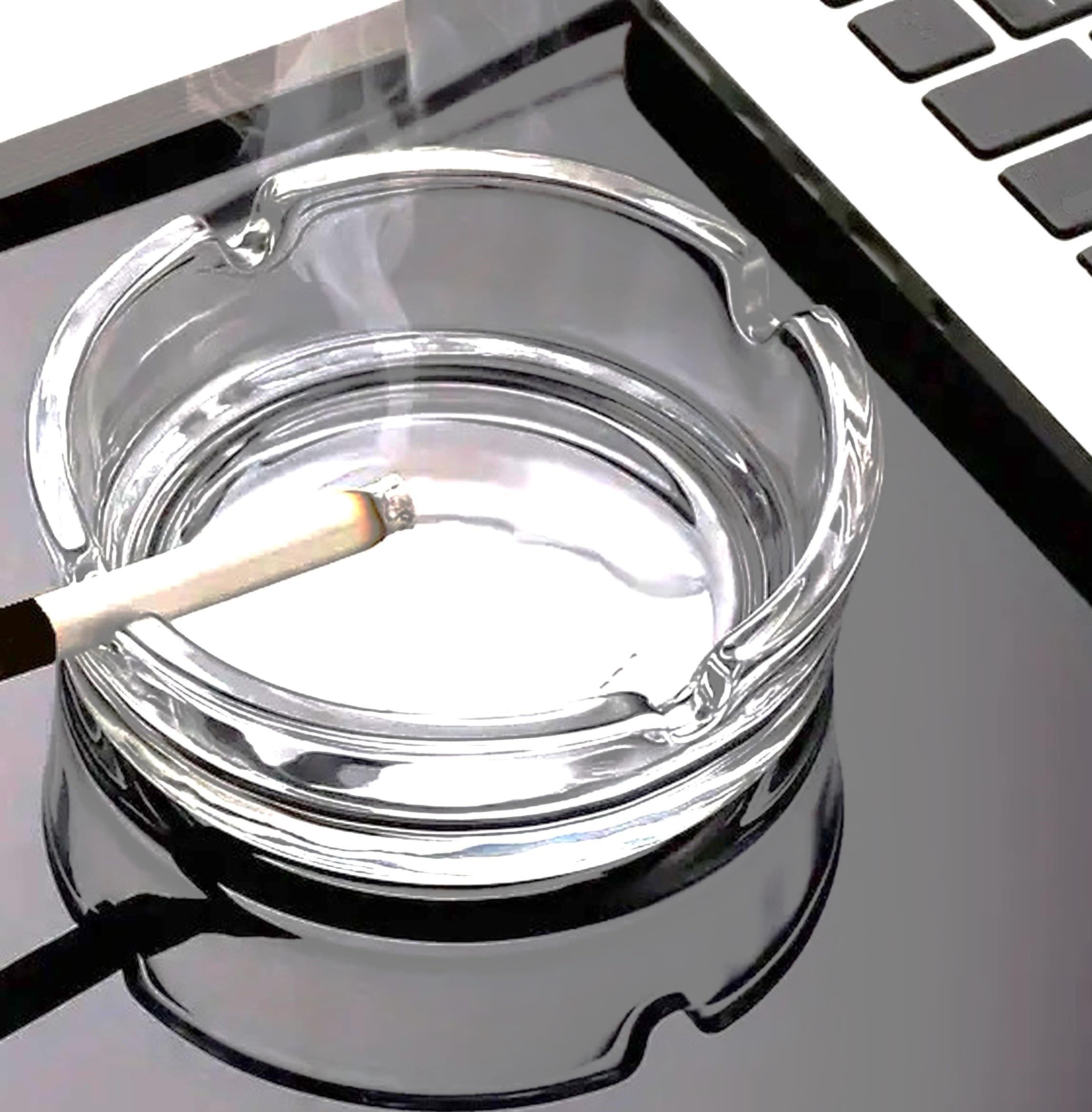 Shop4allsorts Clear Round Glass Ashtray Cigarette Butt Smoking Ashtray For Home Pub Garden 10.5Cm