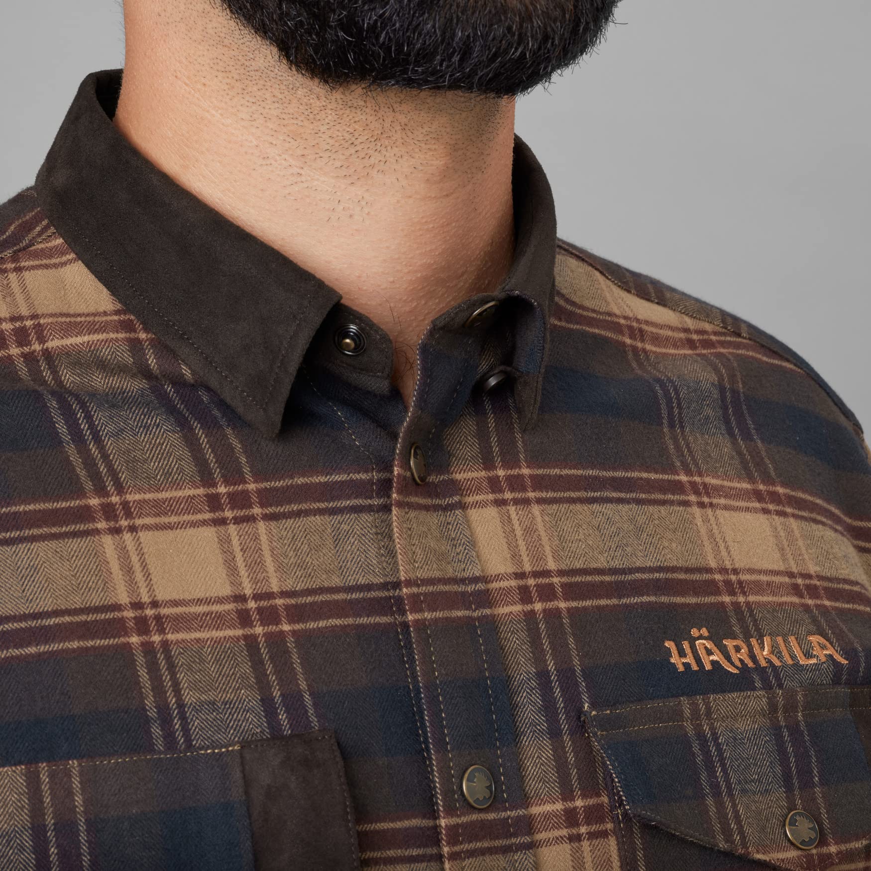 Härkila | Camisa Abotonada Aivak | Camisa de Franela Suave con Refuerzos en los Codos, el Cuello y los Puños | Ropa y Equipamiento de Caza Profesional | Calidad Escandinava Duradera | Olive, XL