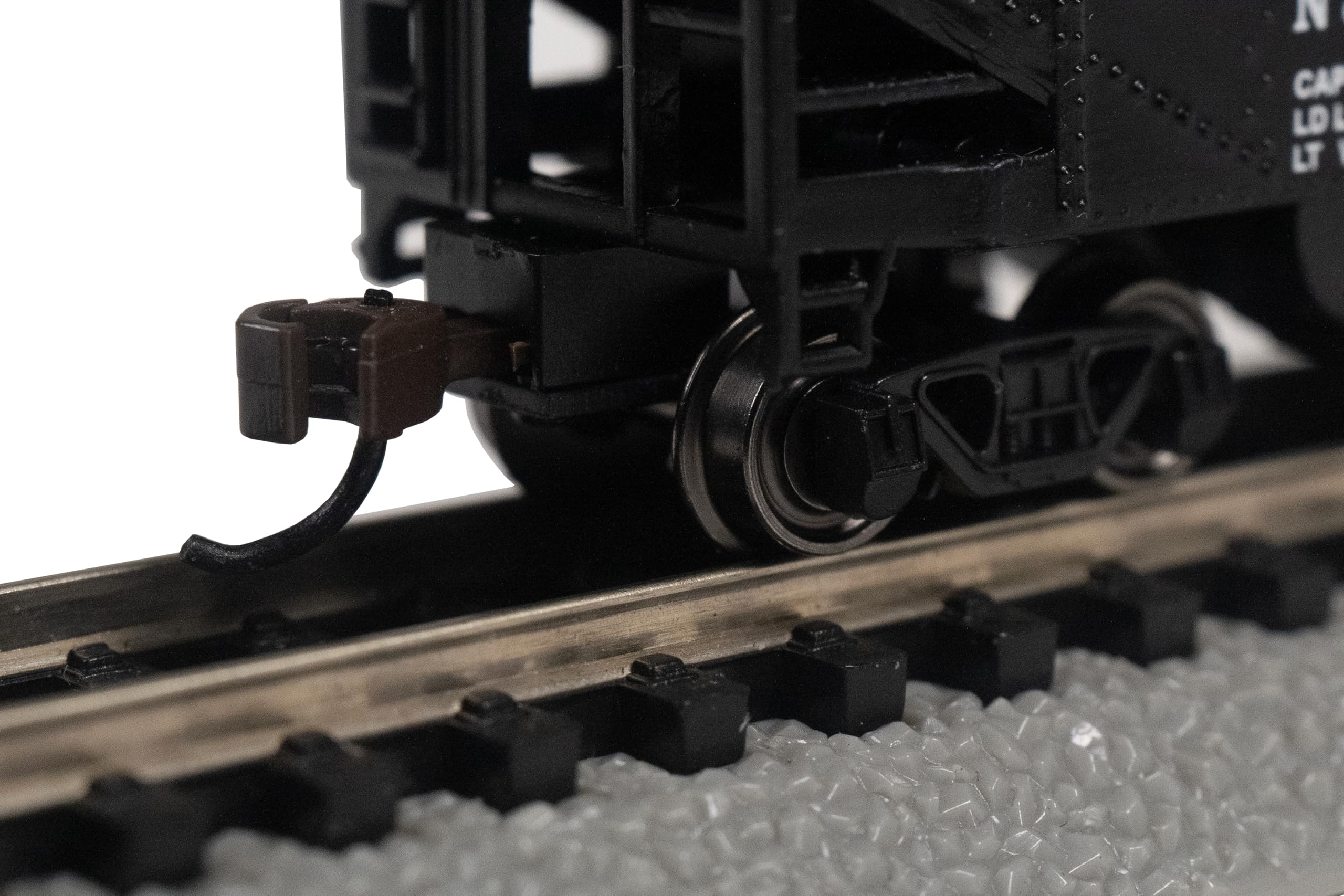 Amazon.com: Bachmann Trains - 40' Quad Hopper - Norfolk & Western