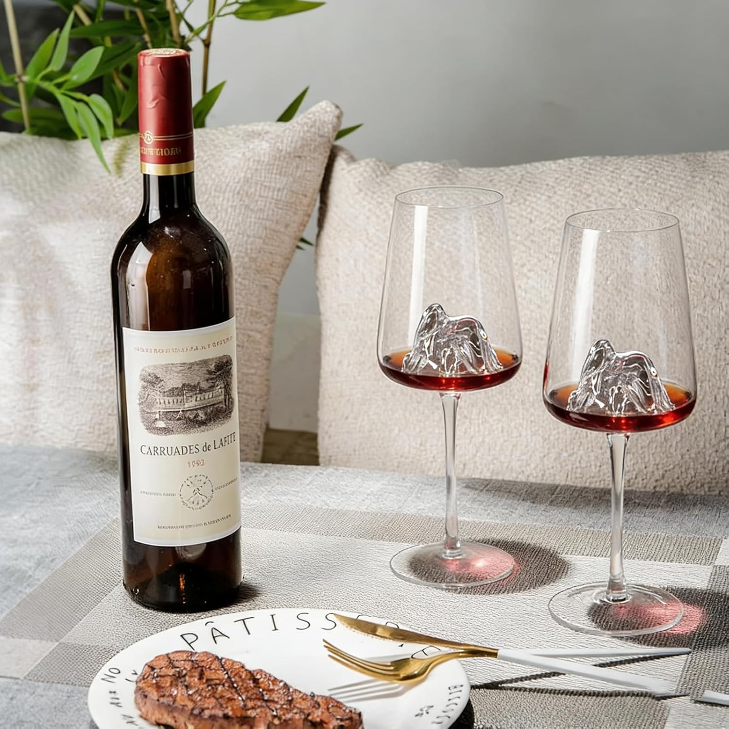 16oz Wine Glasses Set of 1,Unique Mountain Wine Glasses for Red Wine, White Wine Glasses,Suitable for Anniversary Party, Wedding and Home，Single Pack
