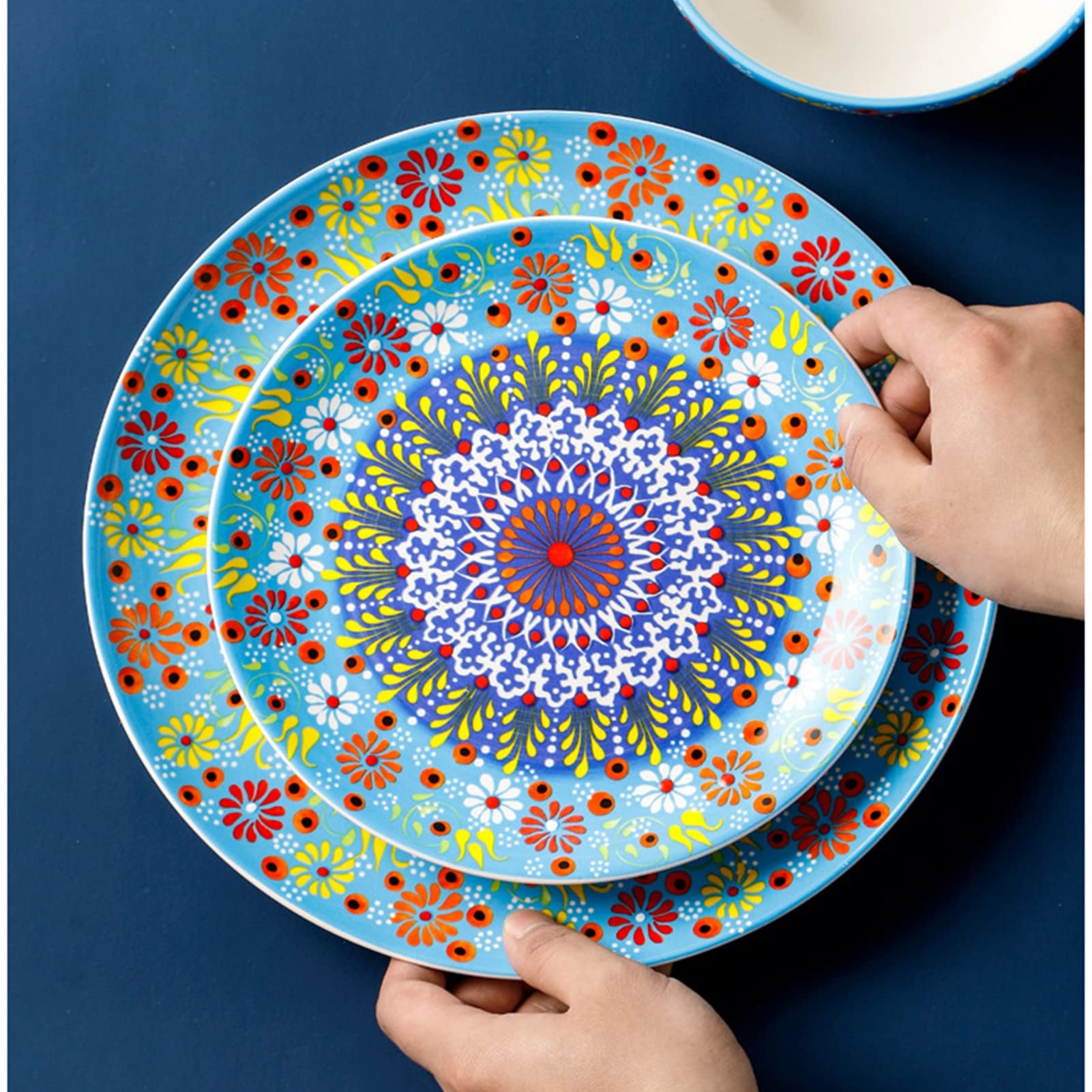 16 sztuk kompletnych naczyń ceramicznych z 4 filiżankami/4 miskami/4 talerzami deserowymi/4 talerzami obiadowymi, zestaw porcelanowych naczyń dla 4 osób, zestawy obiadowe kombinowane