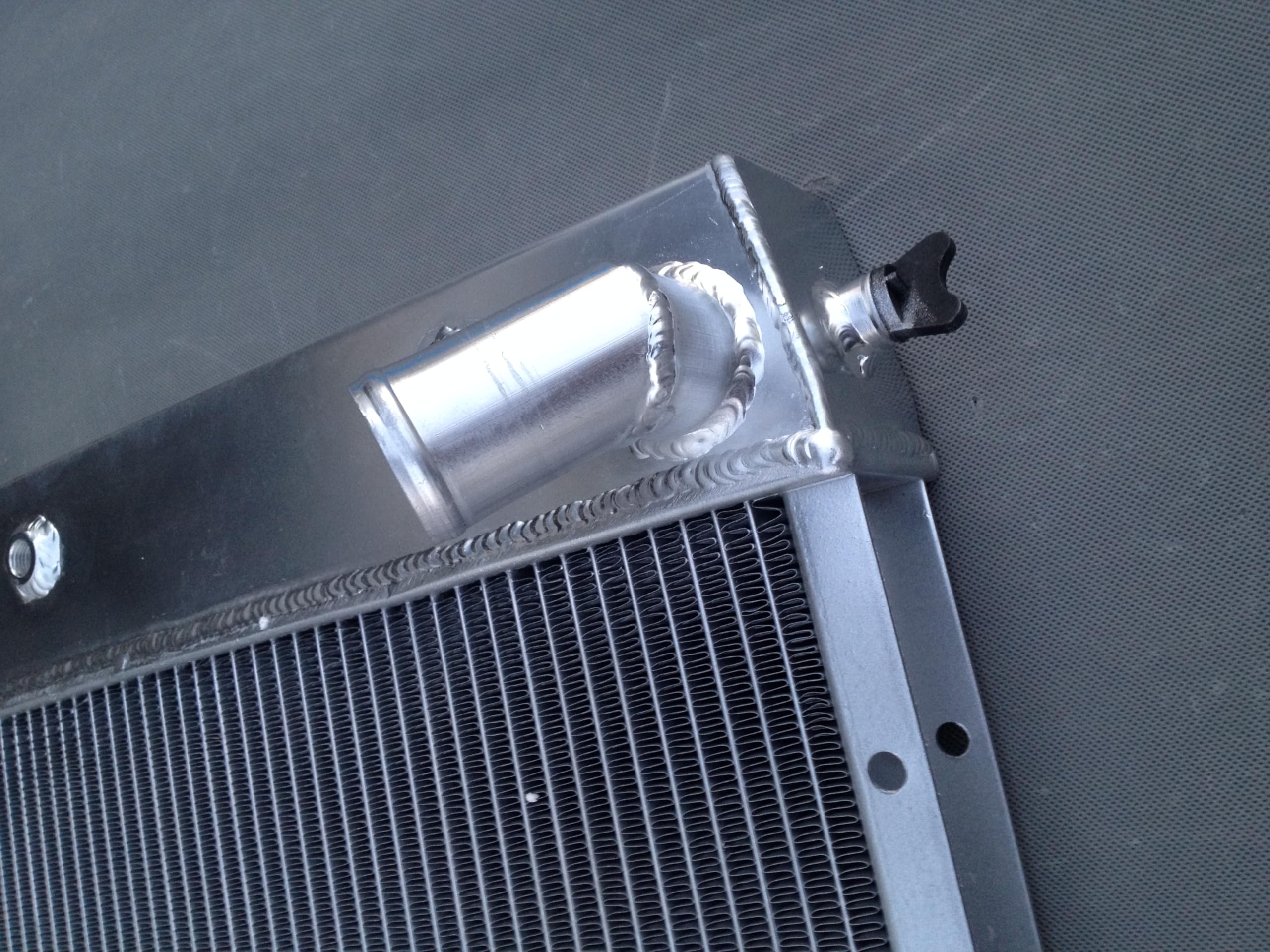 Radiatore in alluminio per 1977-1982 CORVETTE C3 350/305 5.7L/5.0L V8 AT