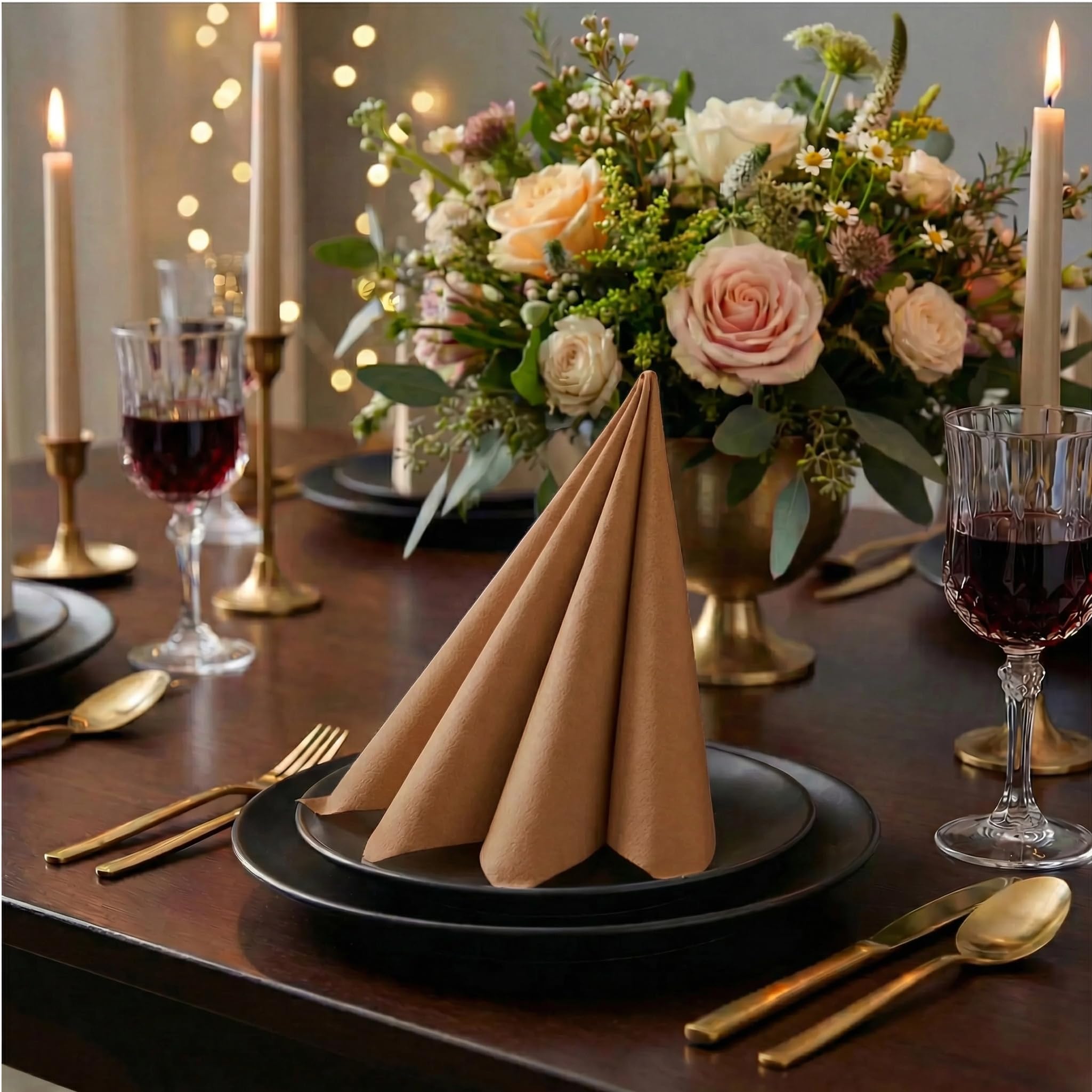 American Homestead - Servilletas de papel desechables de color marrón claro, servilletas de mesa de calidad de restaurante para bodas, fiestas y eventos, 40 cm x 40 cm, 50 unidades