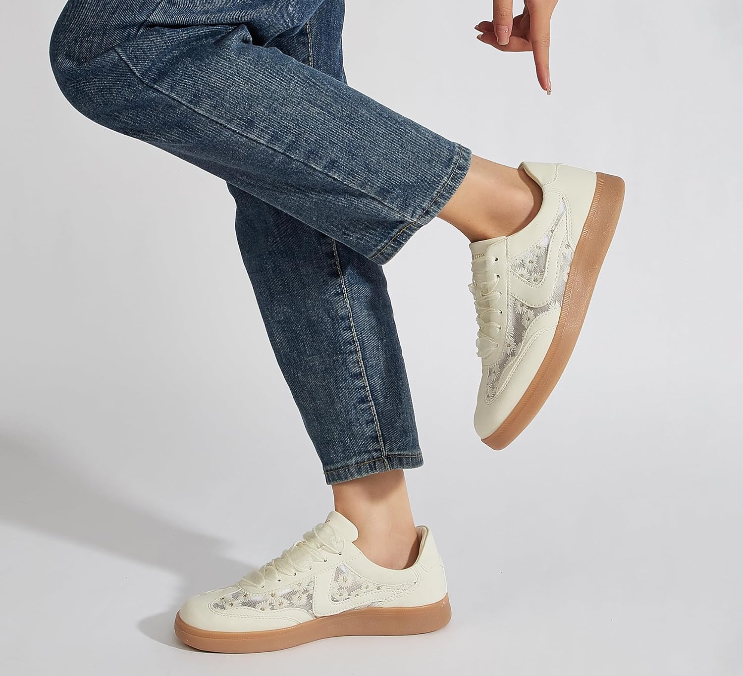 LUCKY STEP Women's Retro Fashion Sneakers Classic Casual Walking Shoes Non Slip Comfort Skate Shoes