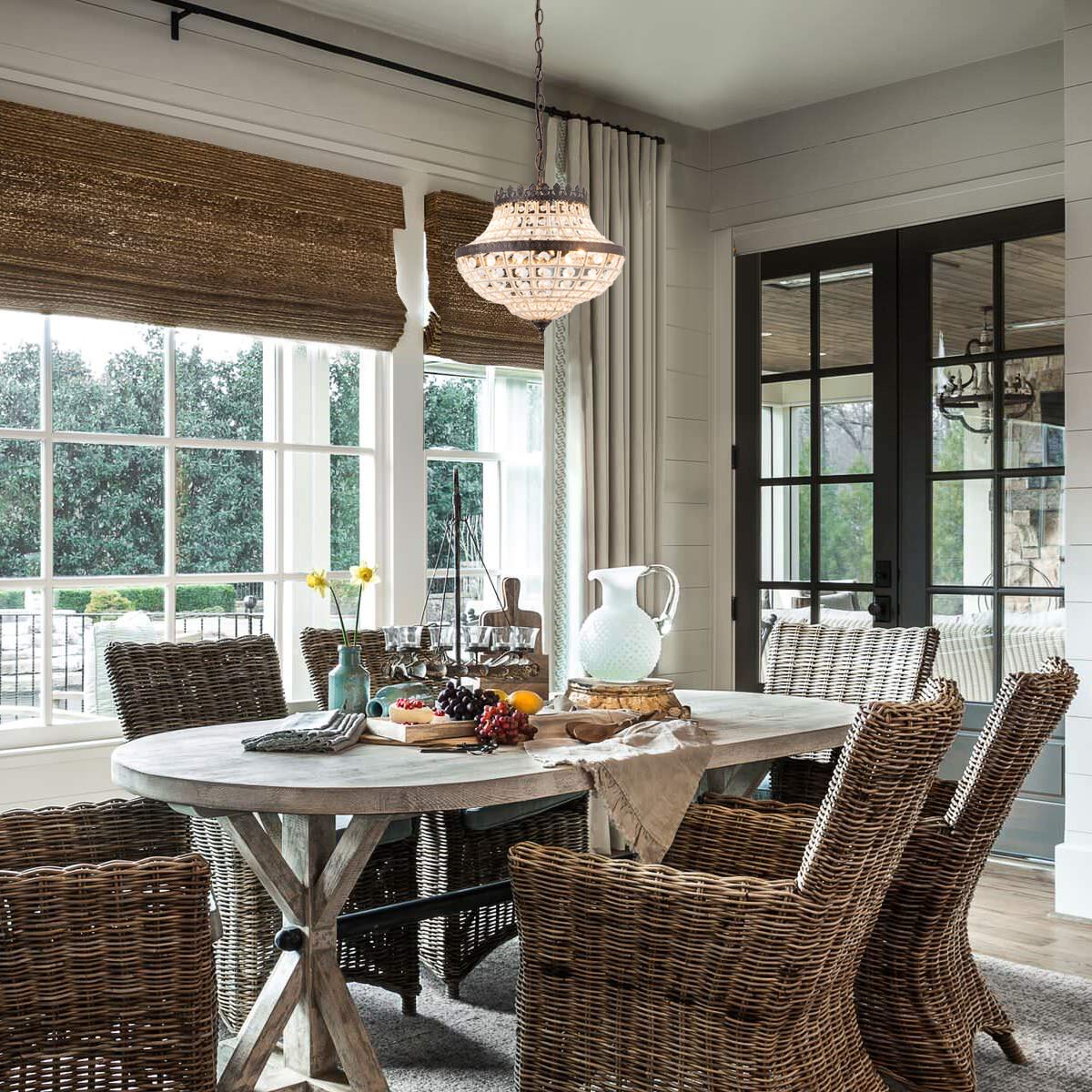 YIFI Vintage K9 Crystals Chandelier Classic Pendant Light Fixture for Living Room Entry Dining Room Staircase, Cone