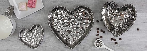 Pampa Bay Love is in the Air Medium Heart Dish (1, Silver)