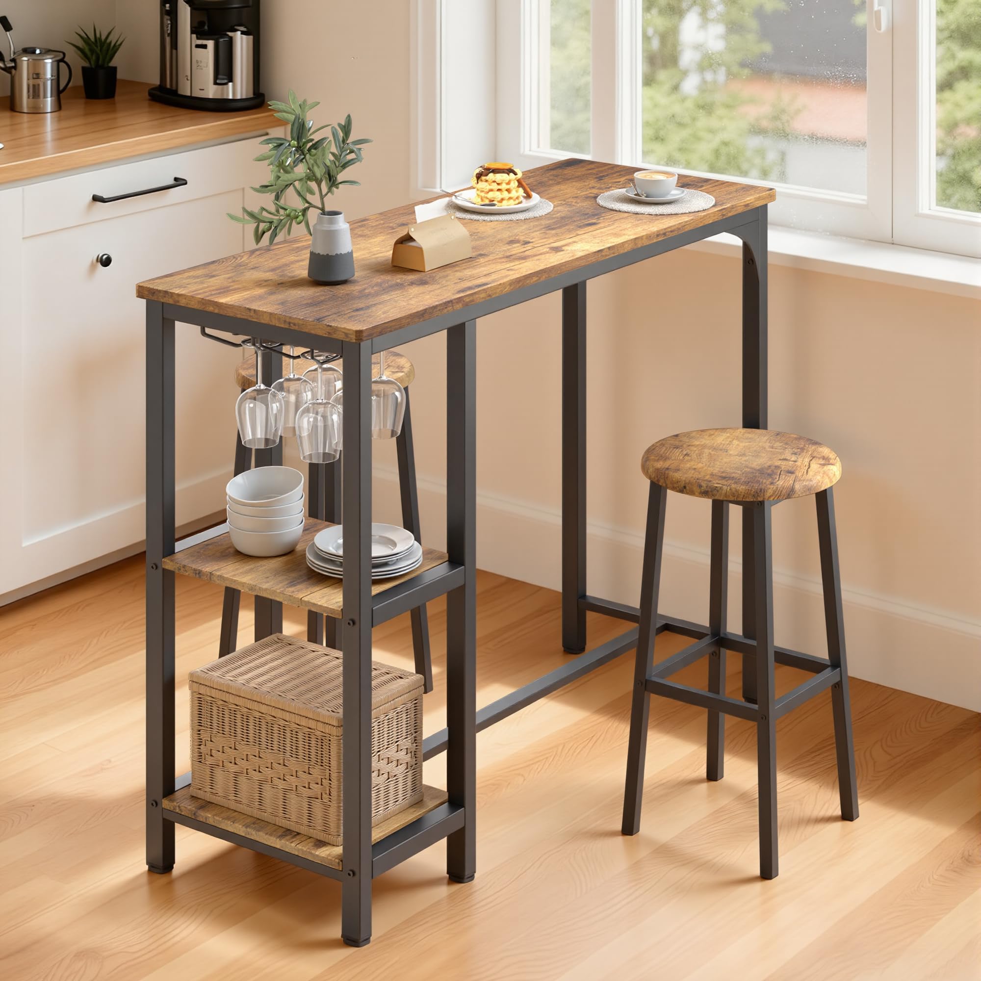 Set de Bar, Set de Bar 3 pièces avec 2 tabourets de Bar, Table de Bar pour Cuisine avec 2 étagères et Porte-Verres, Table de pub Multifonction pour Salon et Salle à Manger (Rétro)