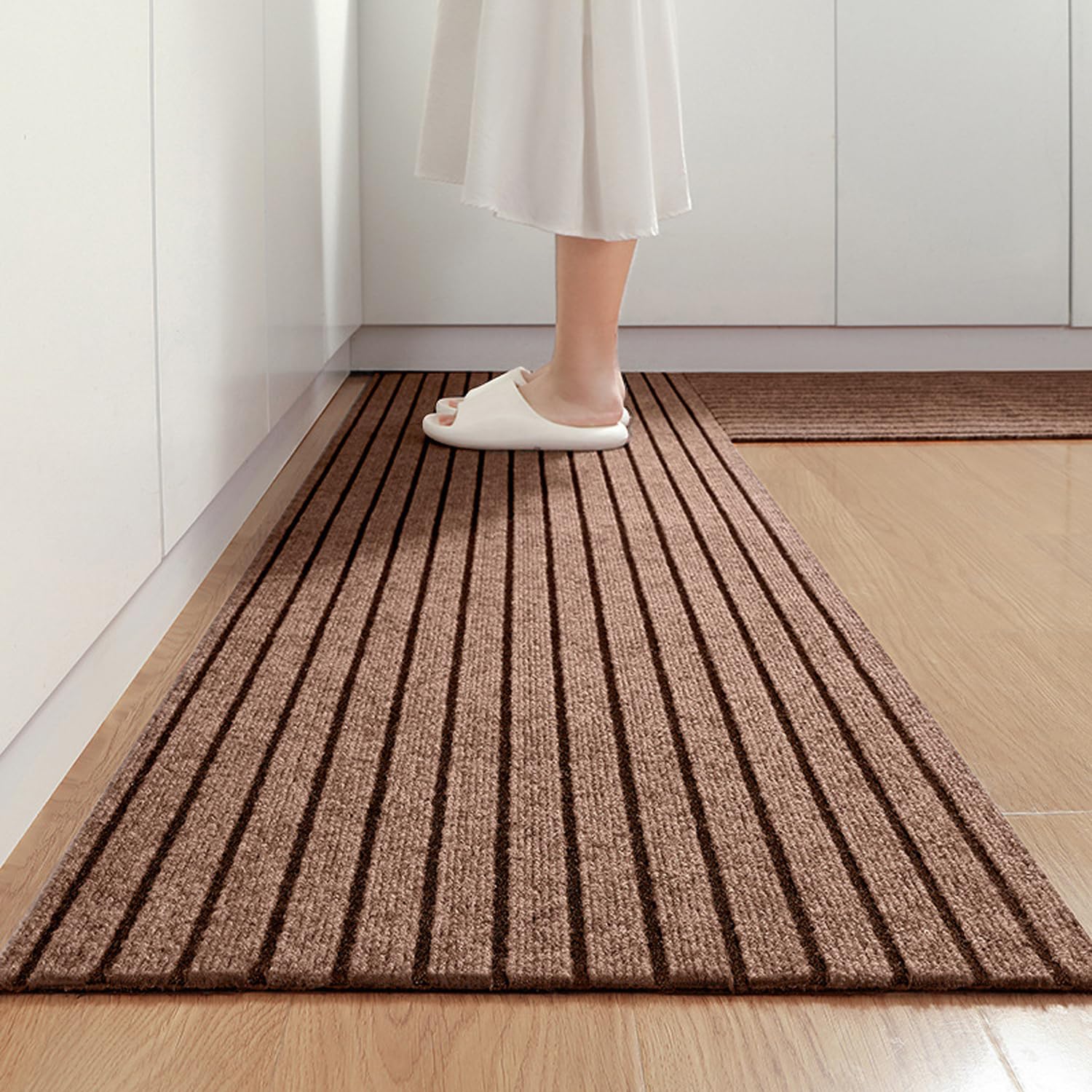 TYCOM Kitchen Rugs Kitchen Mat,Non-Slip Fluffy Soft Plush Microfiber Shower Carpet Rug, Machine Washable Quick Dry Ultra Shaggy Kitchen Mats - 50 * 80+50 * 120cm Brown