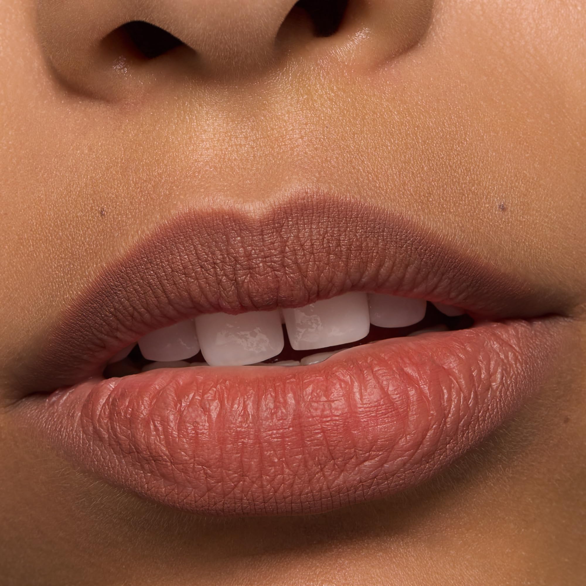 Essence - Kredka do ust 8H Matte Comfort - 16 Run, Don't Walk!