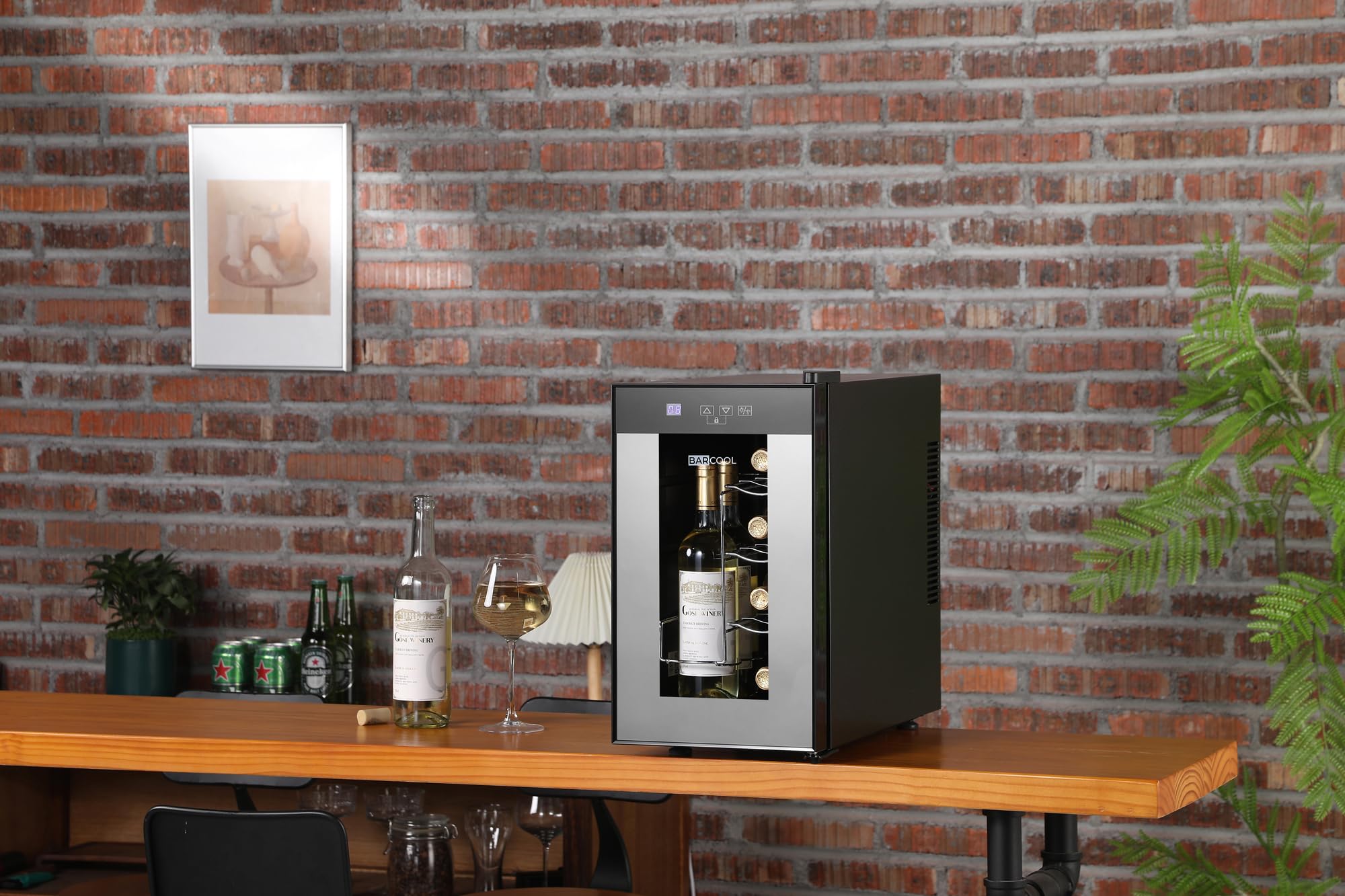 Barcool VINO8 – Table-Top Wine Fridge Black | 5-18°C | Wine Cooler | LED + Digital Display | Glass Door Drinks Cellar | Single-Zone (8 Bottle) — view 2