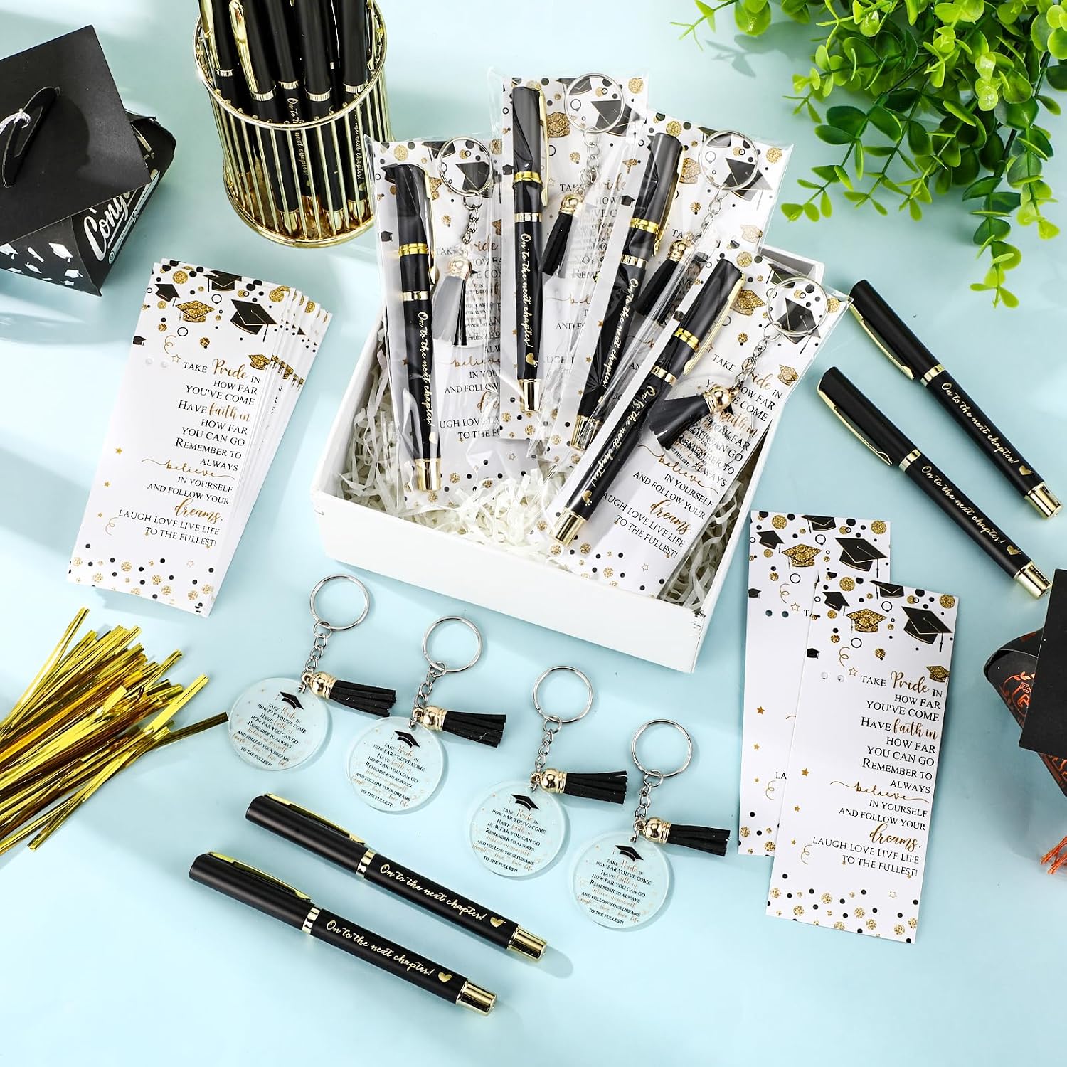 Motiskyy 25 Set Graduation Gifts Party Favor, Class of 2026 Graduation Gifts Bulk Include Ballpoint Pens Positive Cards Acrylic Keychains with Tassel for Middle Senior School Party Supplies (Black)
