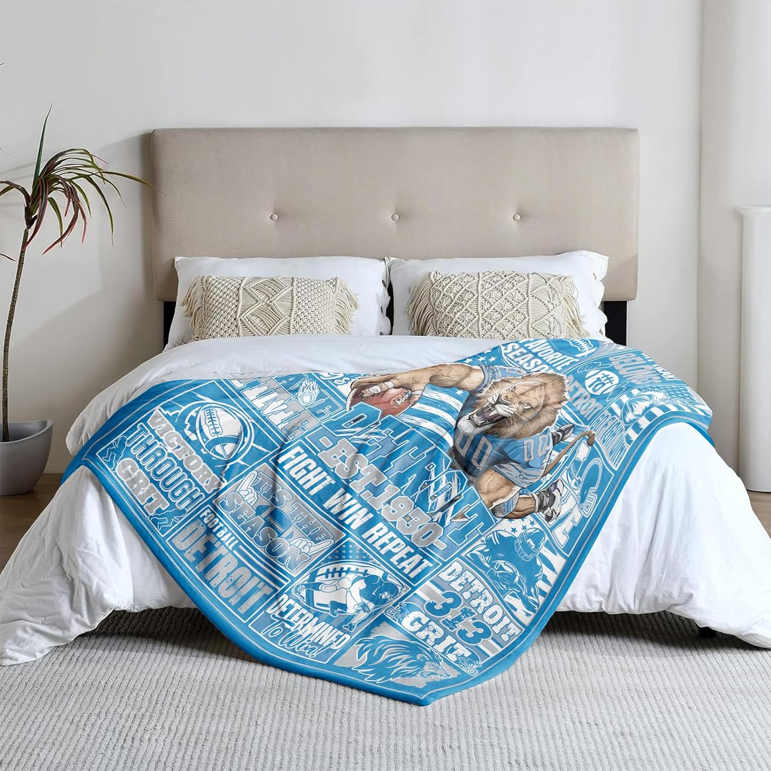 Football Gifts for Fans, Football Fans Gifts for Men Women, Sport Style Flannel Throw Blanket Super Cozy Soft Living Room 60"x50"