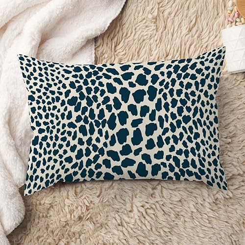 Vista 247 de ArogGeld Chinoiserie - Funda de cojín con estampado de leopardo y guepardo fucsia, con manchas de animales de vaca, color rosa oscuro, decoración