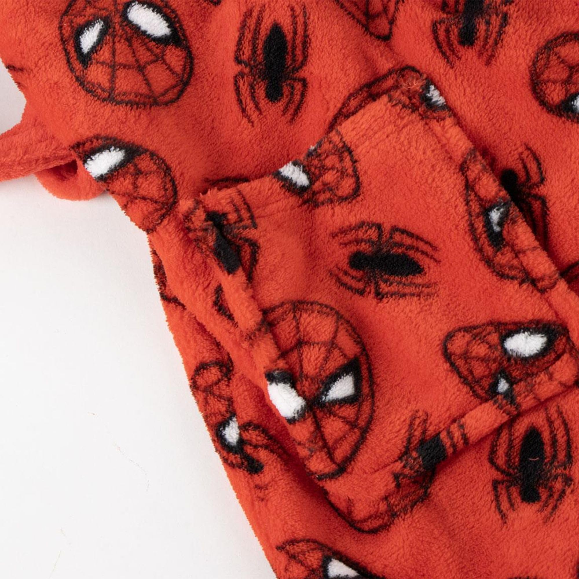 CERDÁ LIFE'S LITTLE MOMENTS Miękki szlafrok z kapturem i paskiem – Szlafrok Spiderman Ciepły i wygodny materiał polarowy, uniseks dla dzieci, Spiderman, 4 lat
