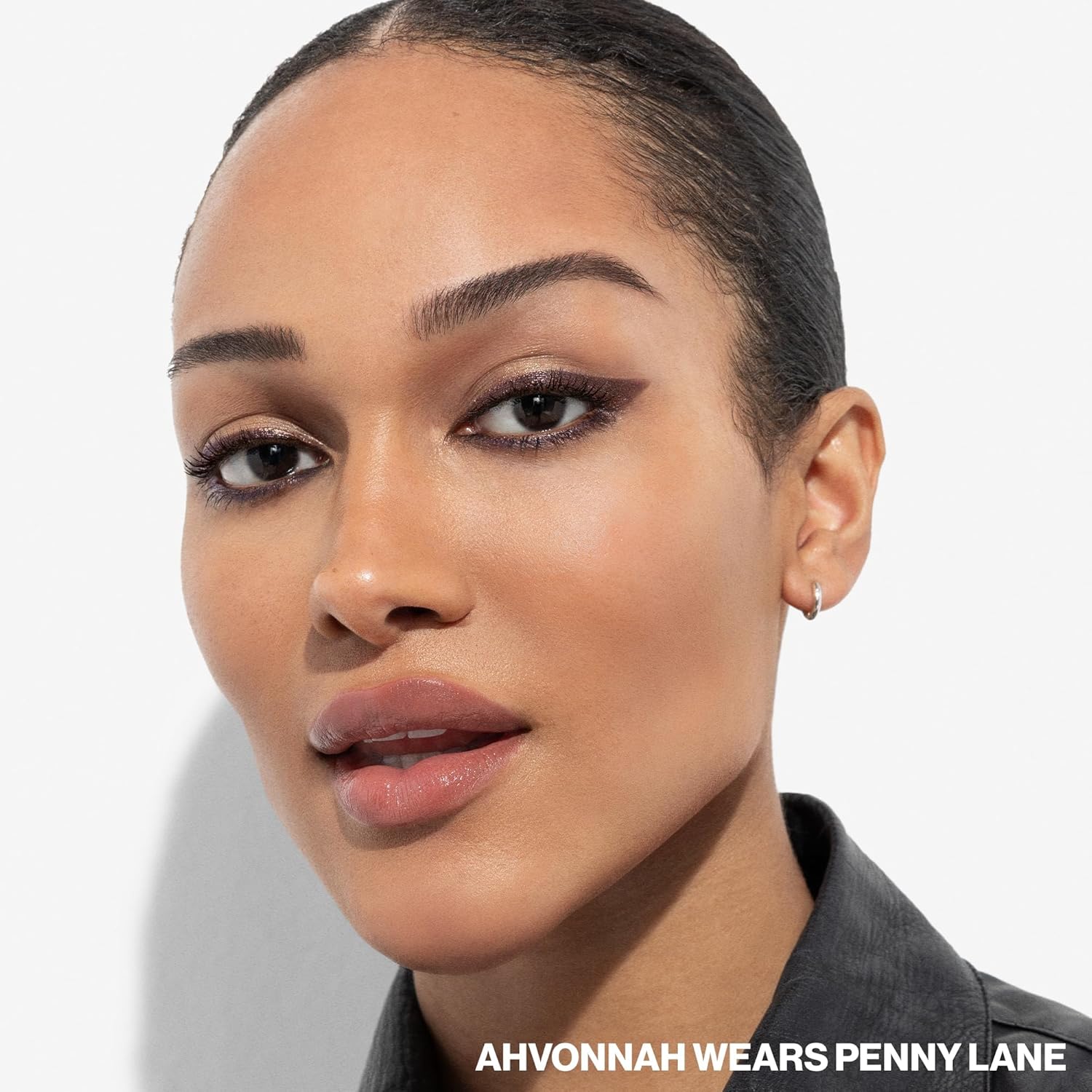 Smashbox Always Sharp Longwear Kohl Eyeliner Pencil | Self-Sharpening Cap When You Twist | Long Lasting, Waterproof Eyeliner, 0.01 Ounce - Image 4