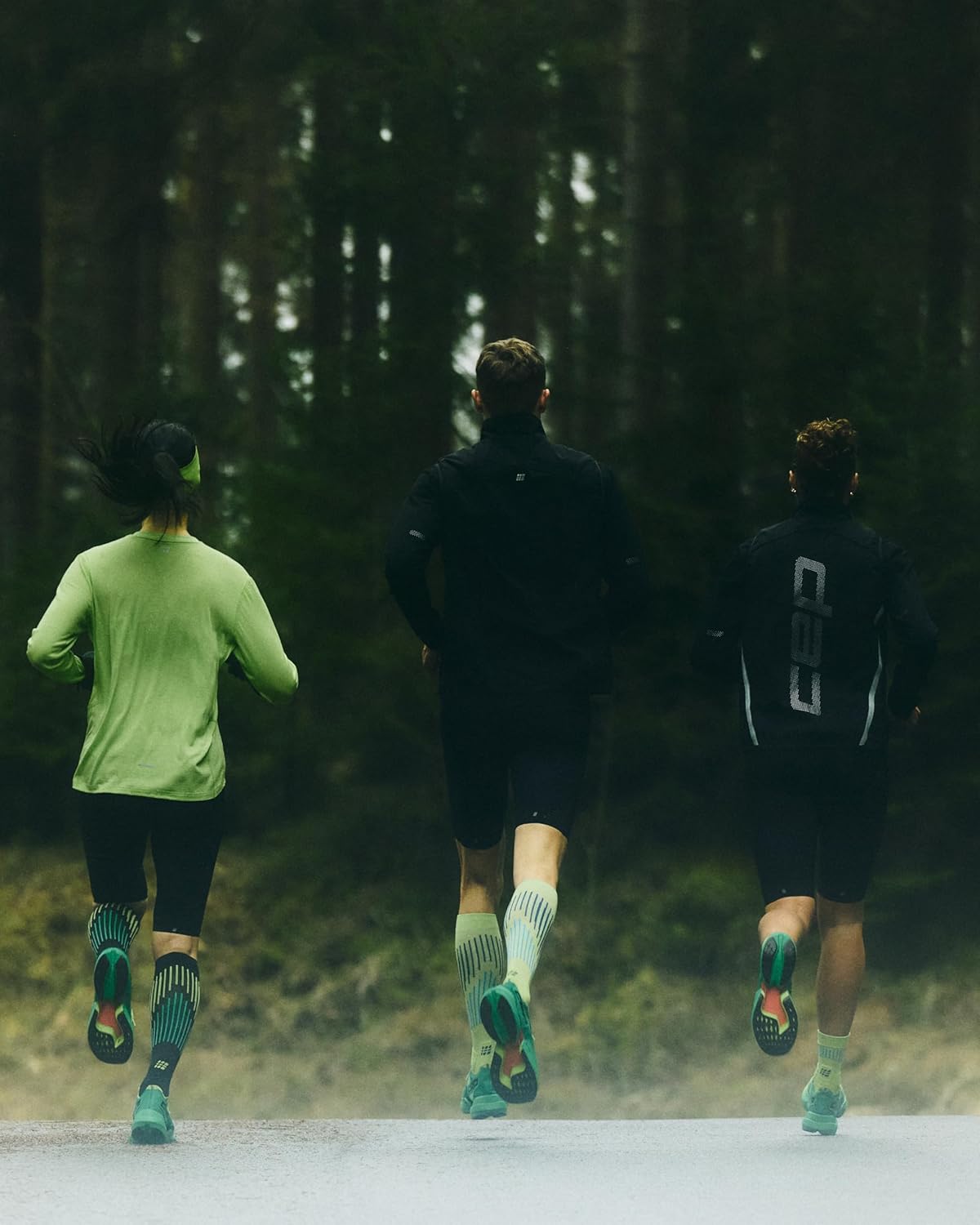 CEP Core Run Merino Mid Cut Compression Socks for Men & Women - Lightweight Thermal Support Socks for Outdoor Performance