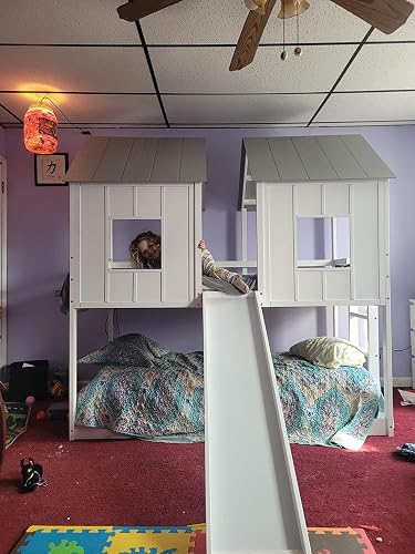 Review Image by Victoria Firewind