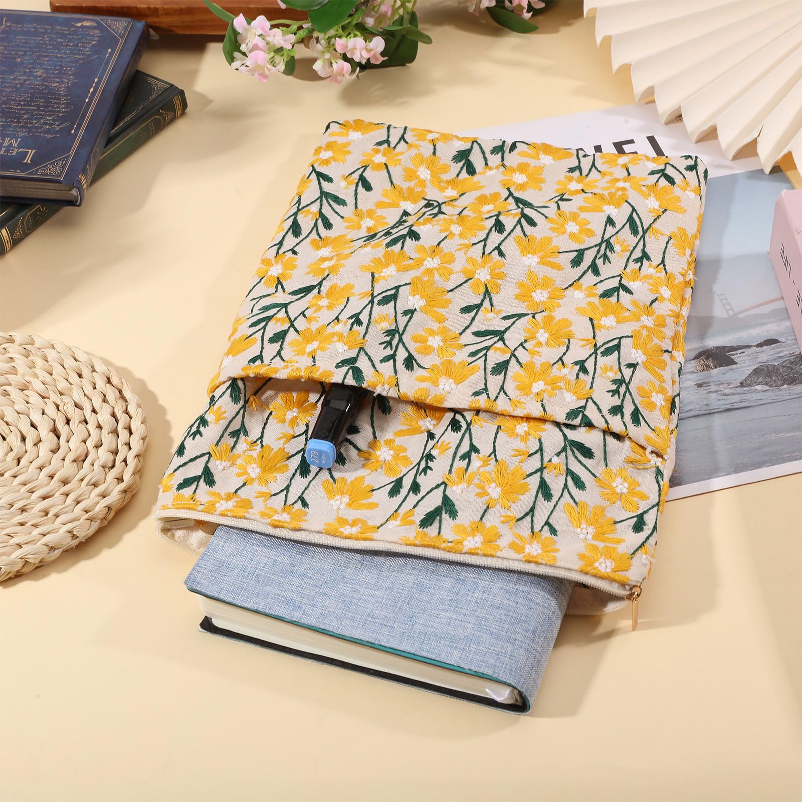 GLOBLELAND Étui de Livre Brodé de Fleurs avec Fermeture Éclair Jaune Marguerite pour Livres Brochés et Reliés