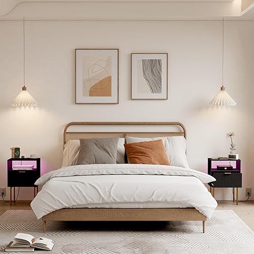 Miniatura 5 de Moderna mesita de noche con estación de carga y luces LED, mesita de noche negra con cajón, mesita de noche acanalada para sala de estar, dormitorio
