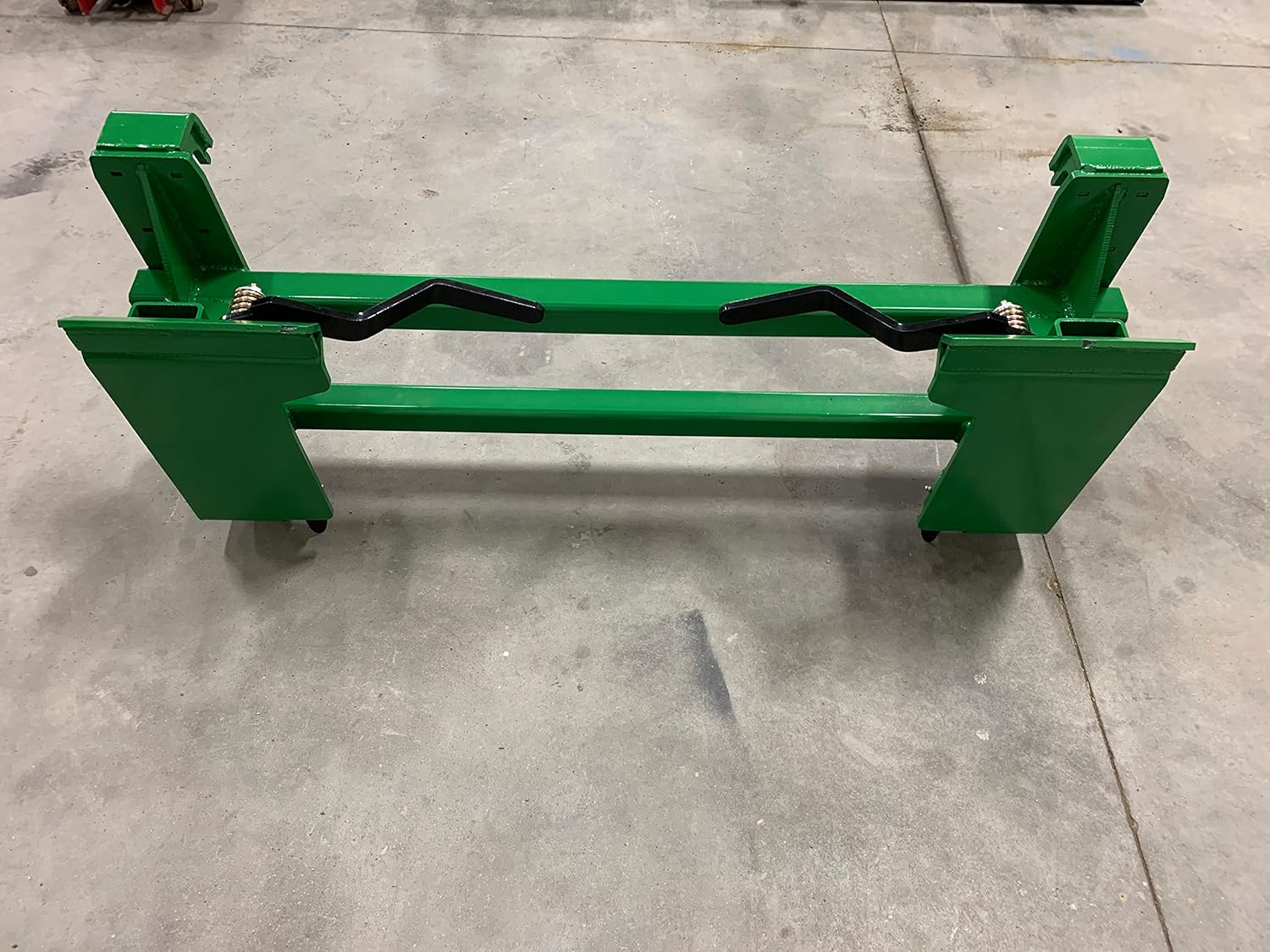 JD Pin-On to Skid Steer Adapter