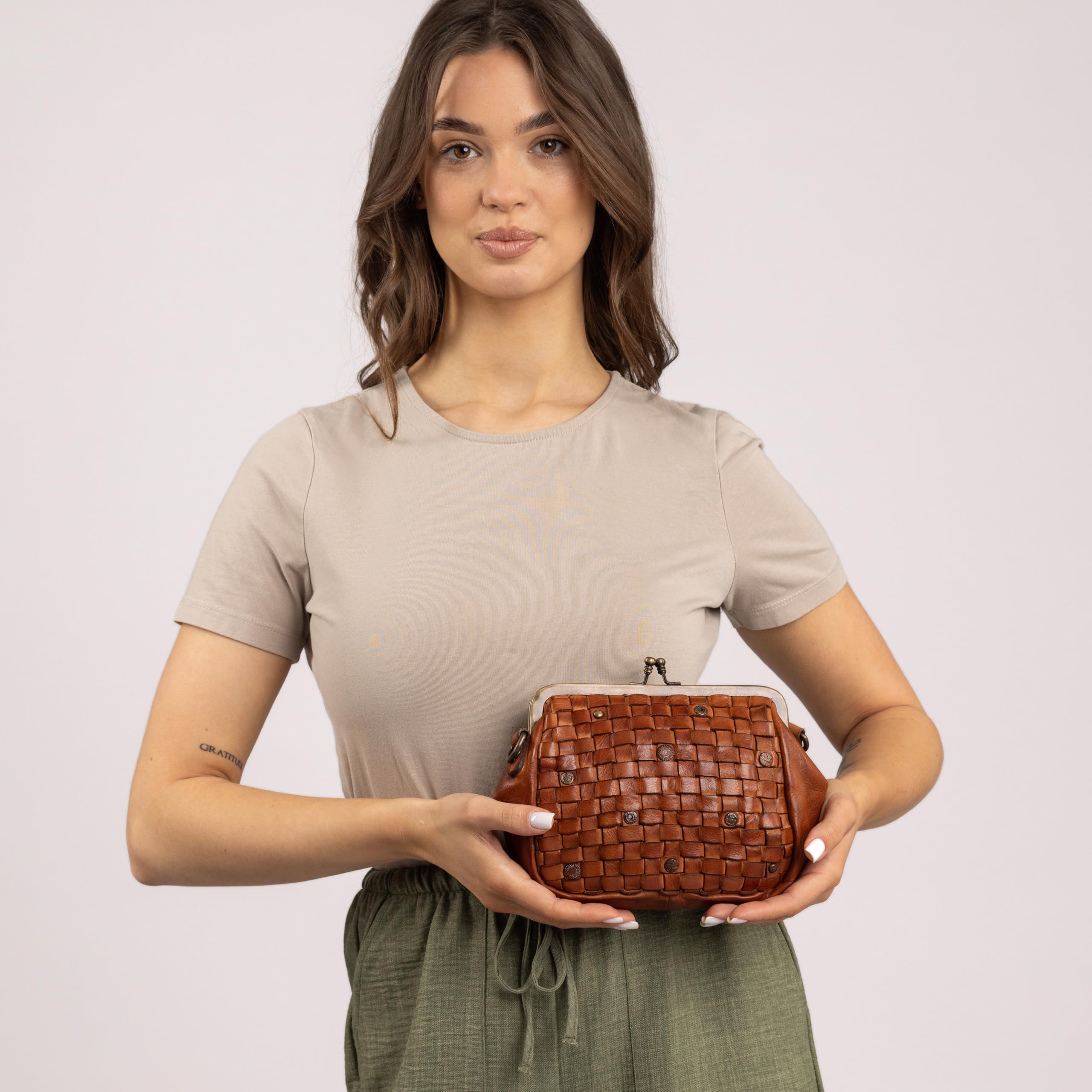 Gusti Borsa a tracolla in pelle Britney – Borsa da donna – Marrone