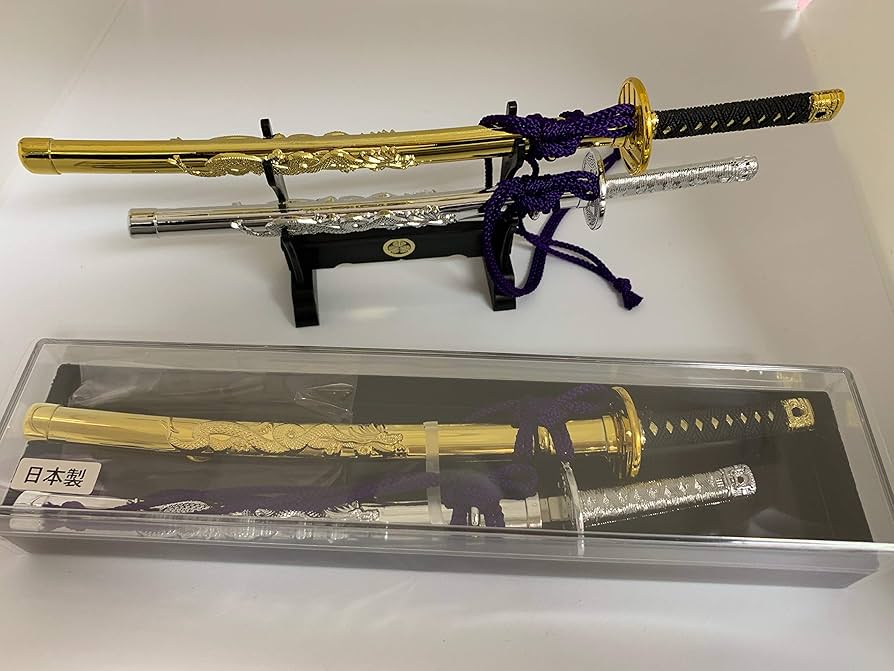 ミニチュア日本刀 Amazon.co.jp: Artcreator_BM フィギュア用 ミニチュア装飾品 me