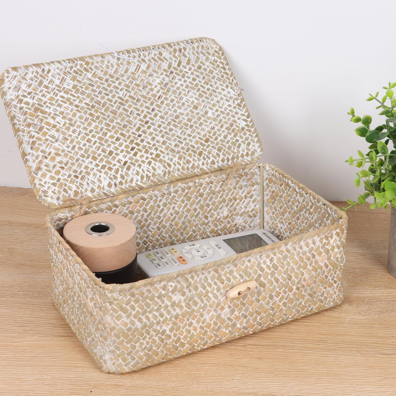 FEIALNDUO Wicker Shelf Baskets with Lid,Seagrass Storage Basket Bins Rectangular Handwoven Basket Boxes for Shelves Desktop Home Organizer (Whitewash, Small)