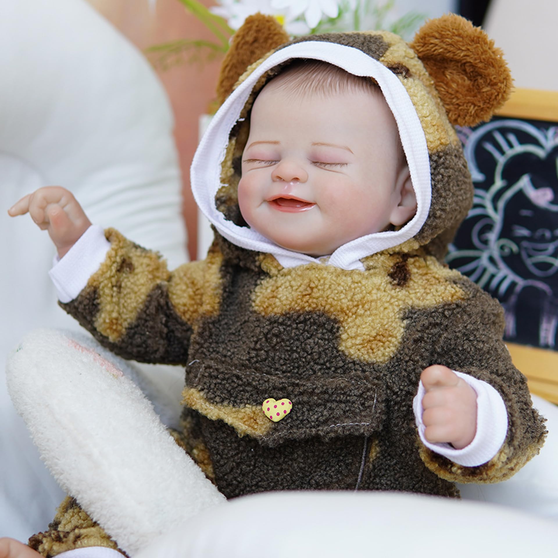 YIHANGG 45cm Bambola Bebe Reborn Realistica Maschio Bambole Reborn Che Sembrano Vere Occhi Chiusi Bambolotto Neonato Reborn Compleanno Natale Regalo