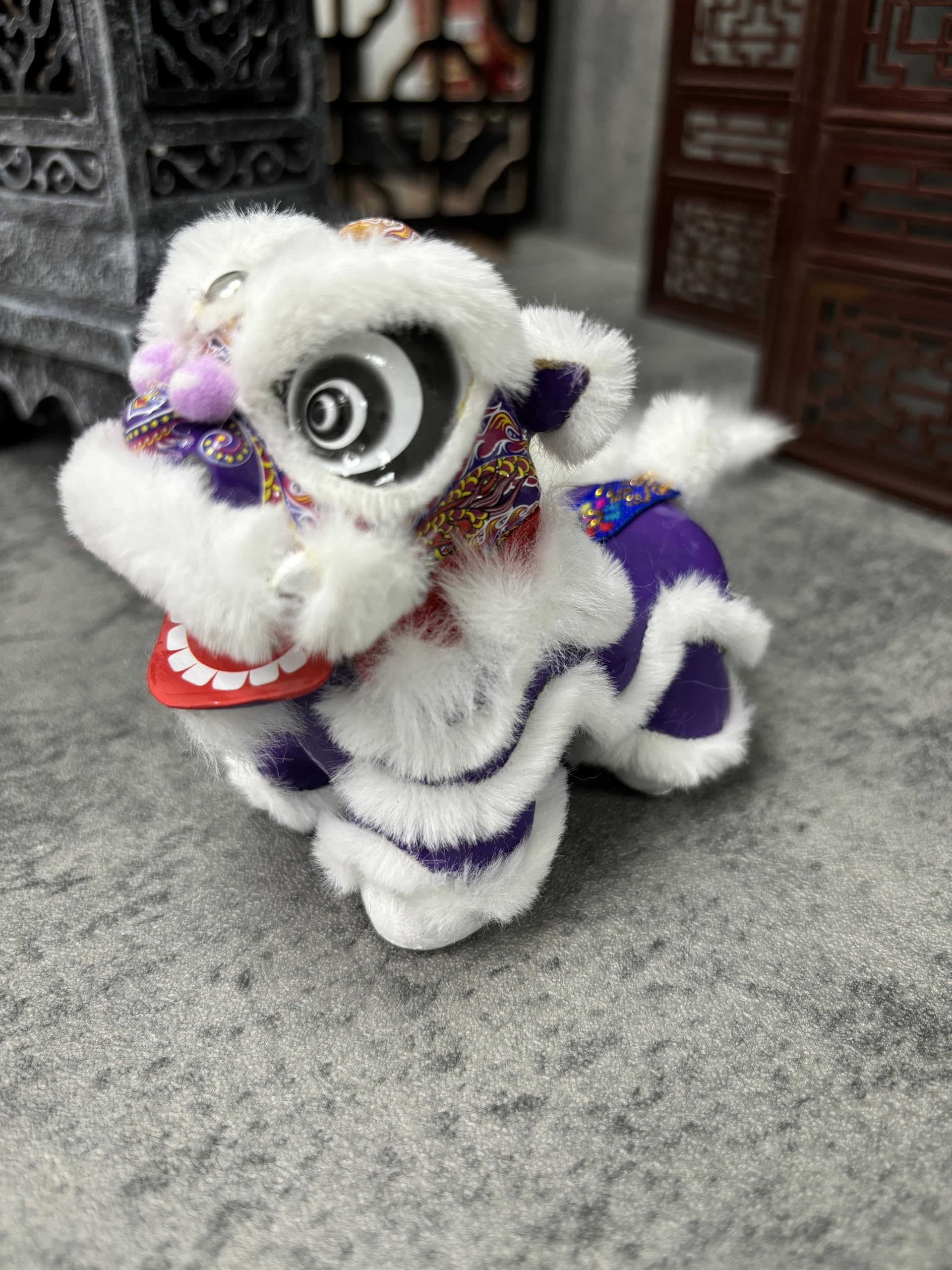 Amazon.com: XINPDPSO Handcrafted Traditional Chinese Lion Dance Amazon.com: XINPDPSO Handcrafted Traditional Chinese Lion Dance